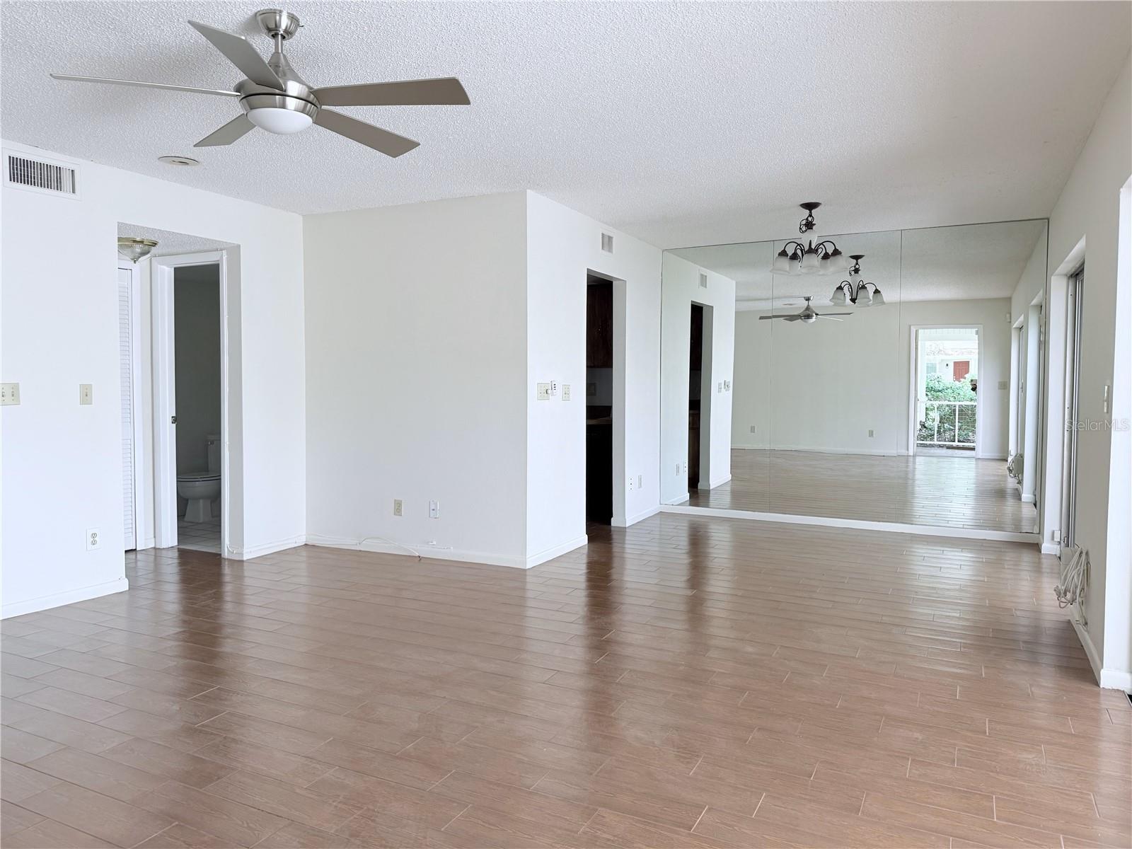 11874 NORTHTRAIL AVE, TEMPLE TERRACE, FL, 33617