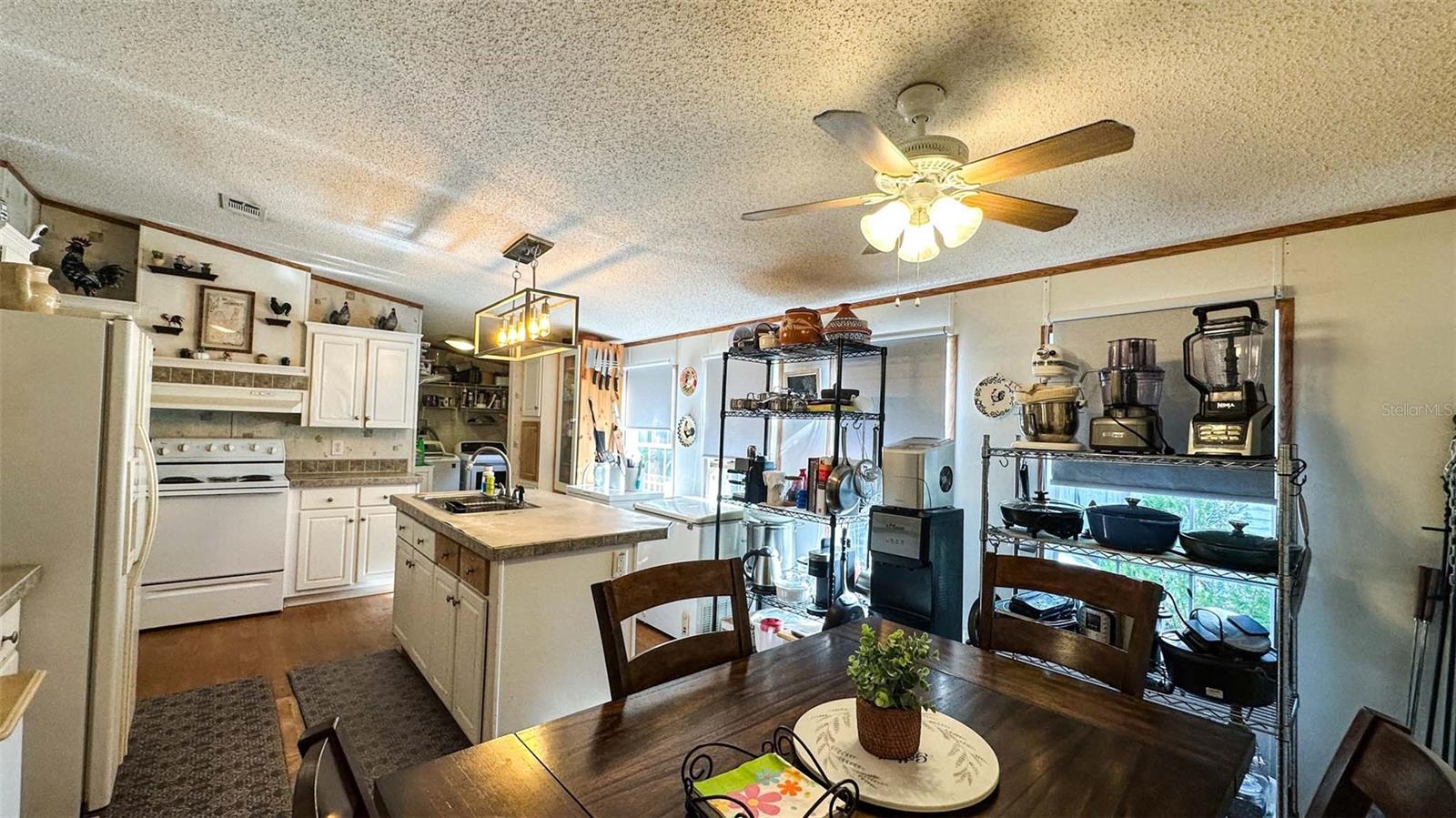 6051 106TH AVE N, PINELLAS PARK, FL, 33782