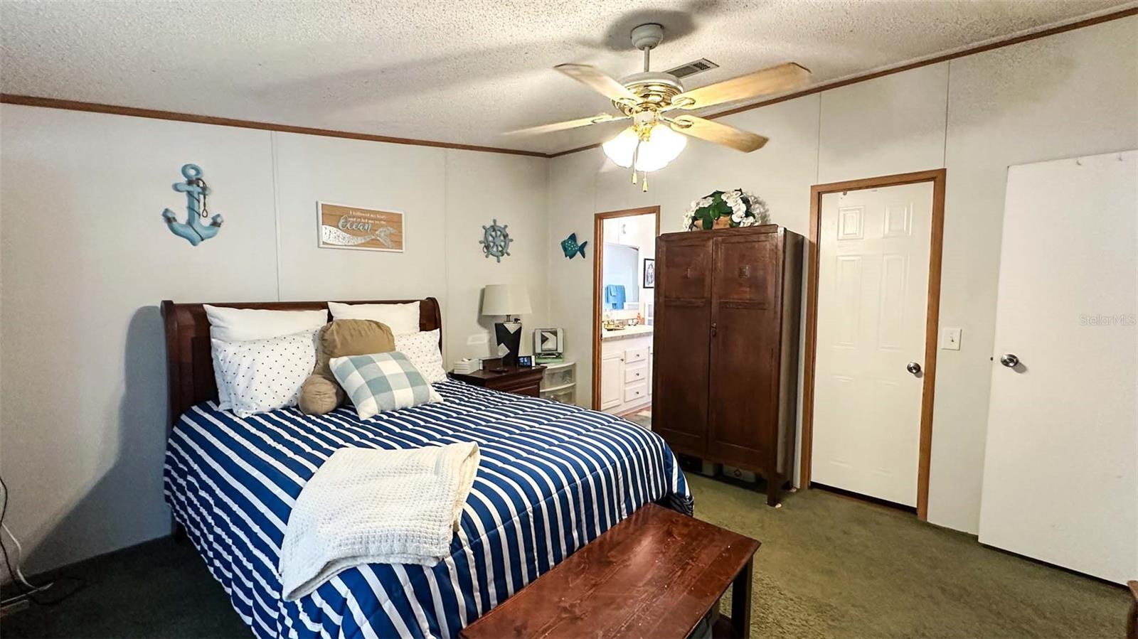 6051 106TH AVE N, PINELLAS PARK, FL, 33782
