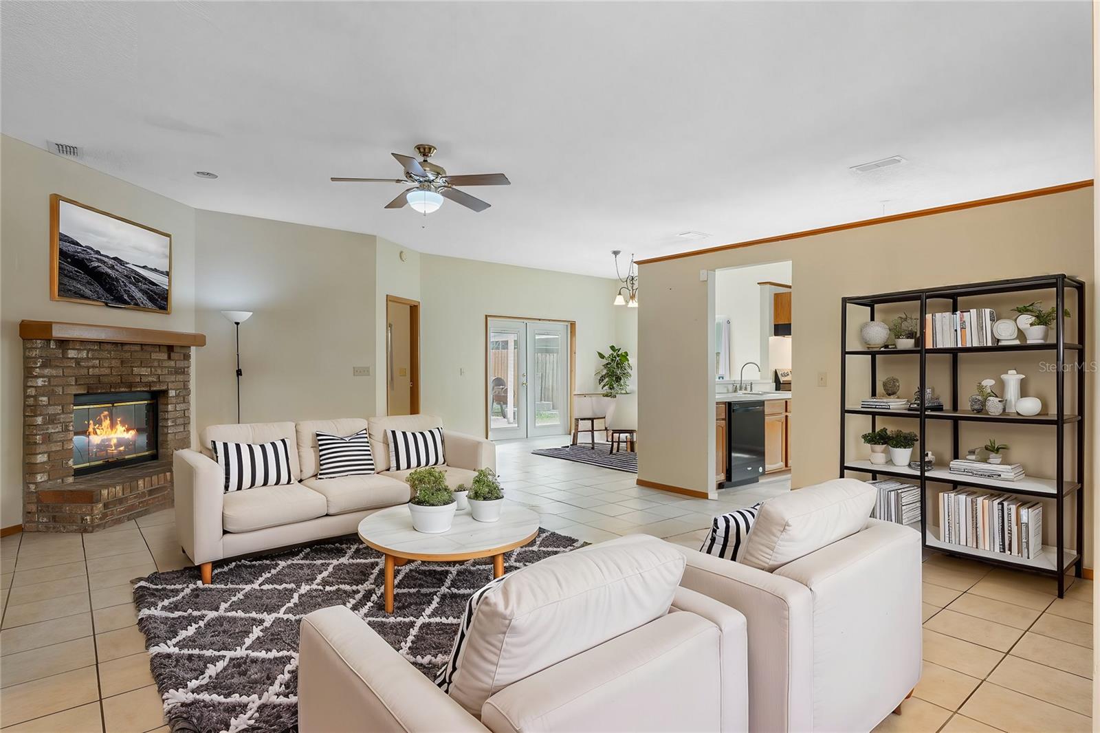 2051 PERNOD CT, APOPKA, FL, 32703