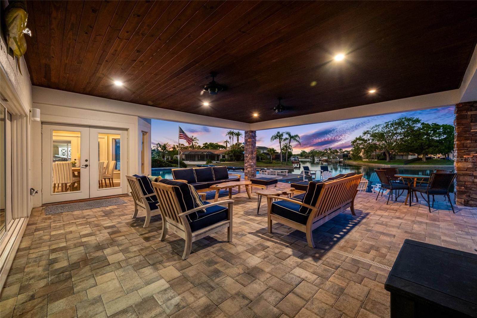 4803 LONGWATER WAY, TAMPA, FL, 33615
