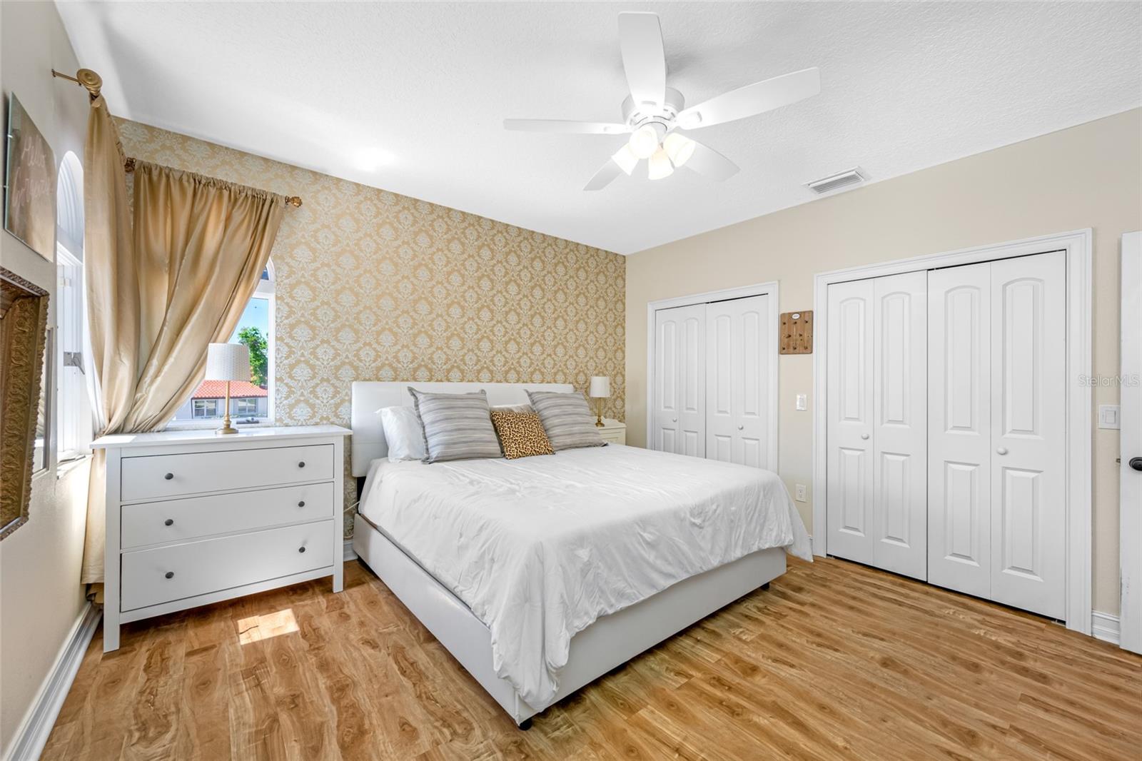 4803 LONGWATER WAY, TAMPA, FL, 33615
