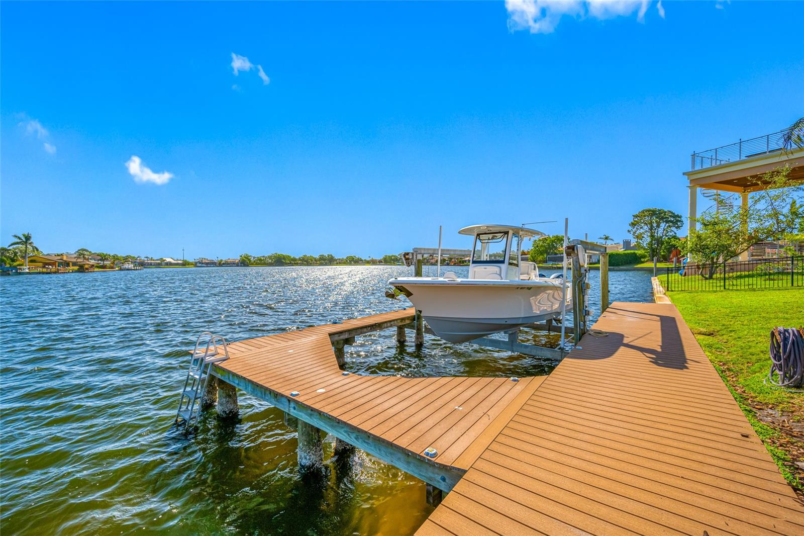4803 LONGWATER WAY, TAMPA, FL, 33615