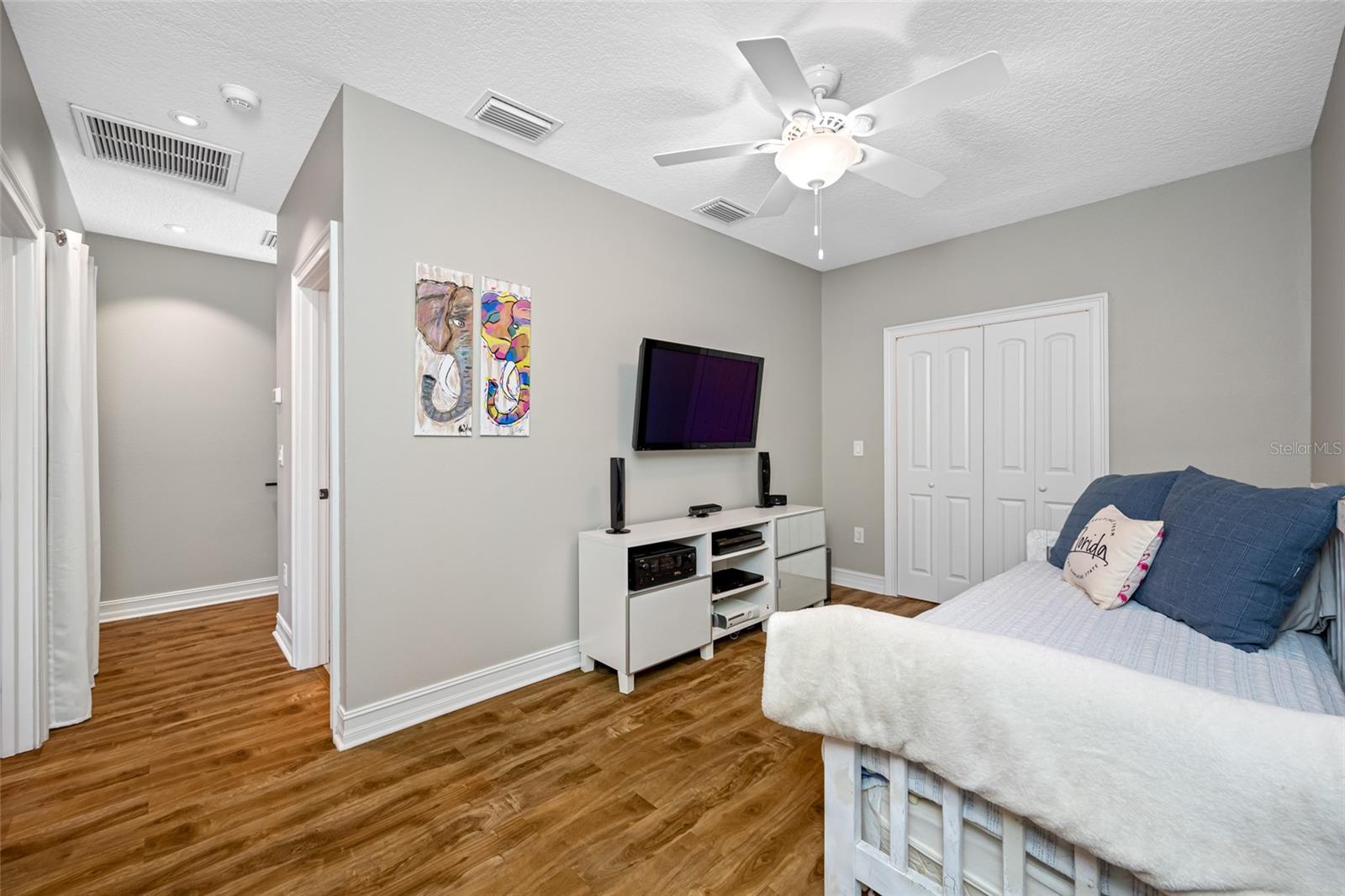 4803 LONGWATER WAY, TAMPA, FL, 33615