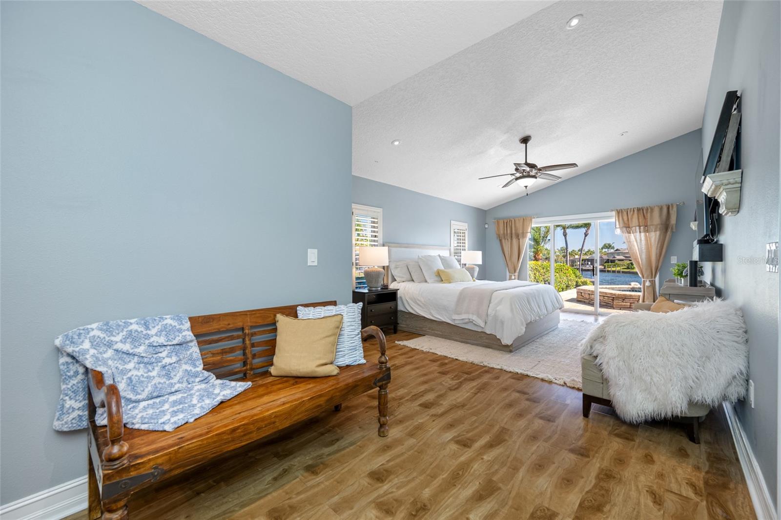 4803 LONGWATER WAY, TAMPA, FL, 33615