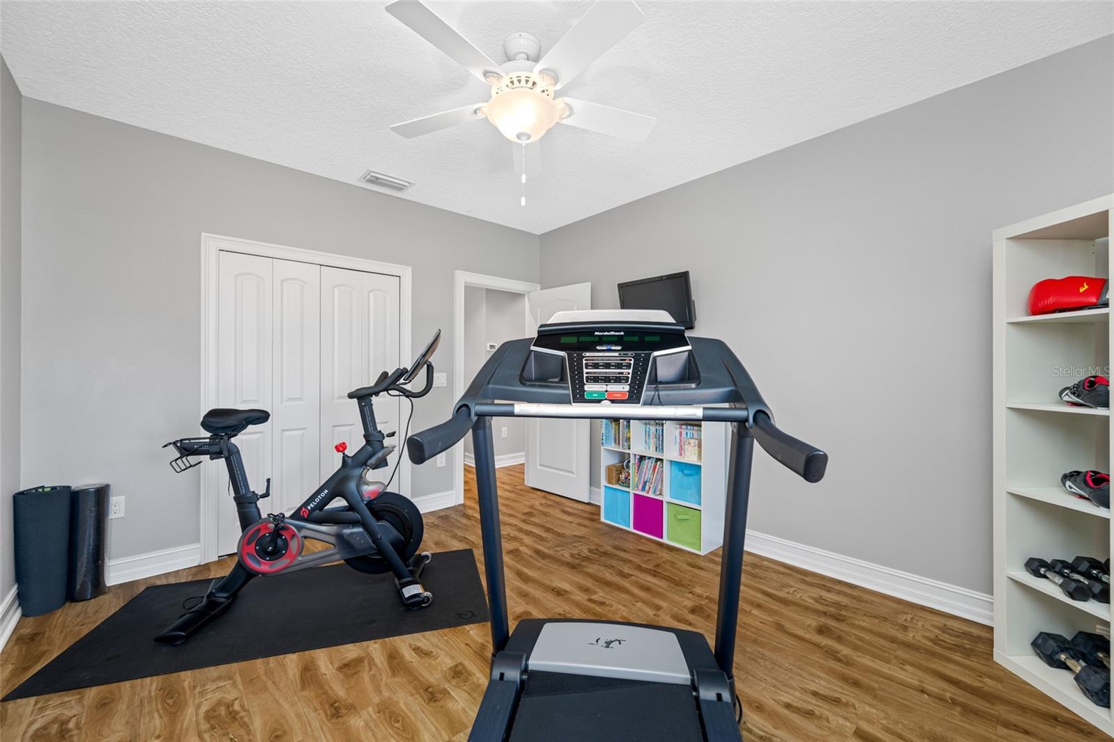 4803 LONGWATER WAY, TAMPA, FL, 33615