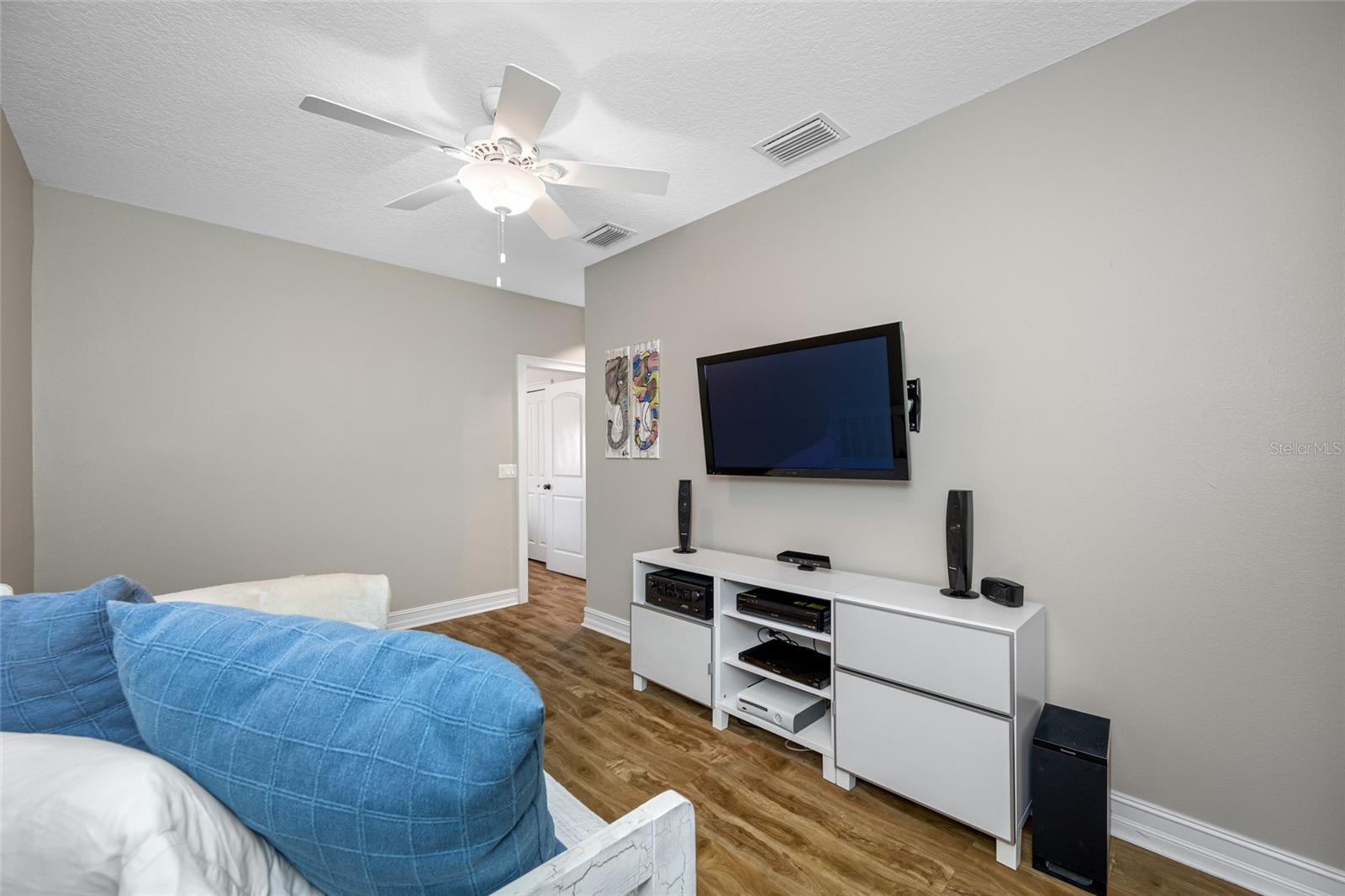 4803 LONGWATER WAY, TAMPA, FL, 33615