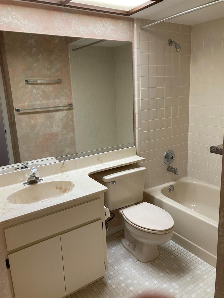 8720 GOLD PINE DR, PORT RICHEY, FL, 34668