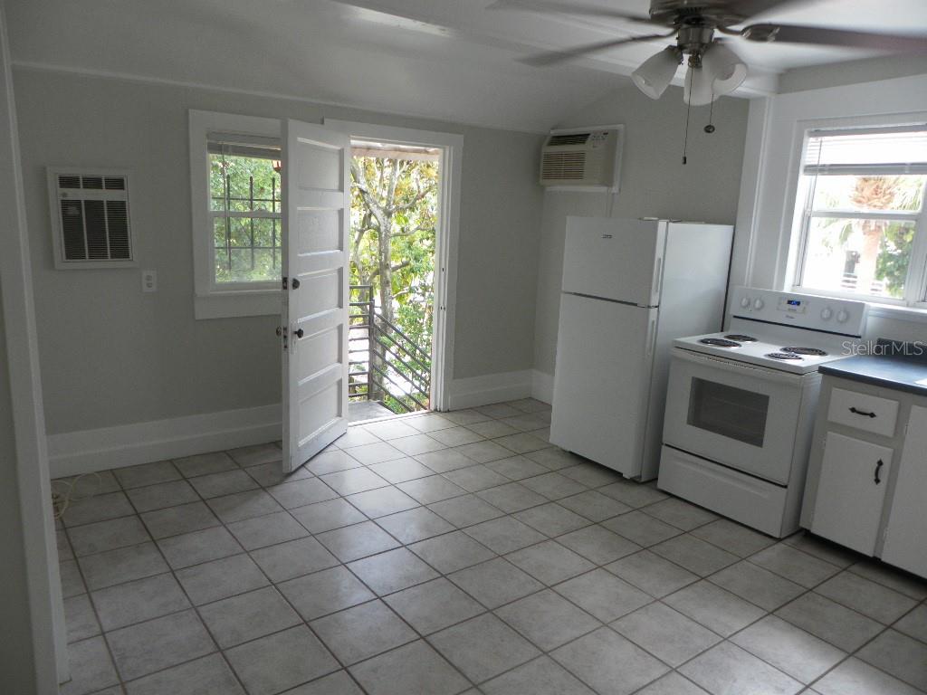 548 3RD ST N, ST PETERSBURG, FL, 33701