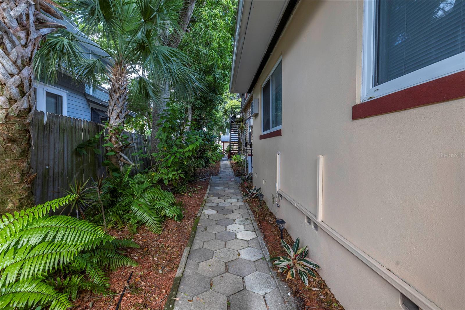 548 3RD ST N, ST PETERSBURG, FL, 33701