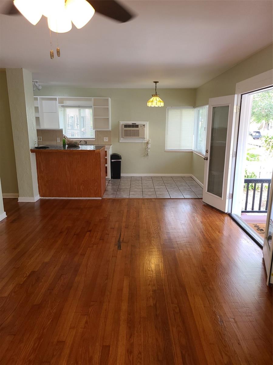 548 3RD ST N, ST PETERSBURG, FL, 33701