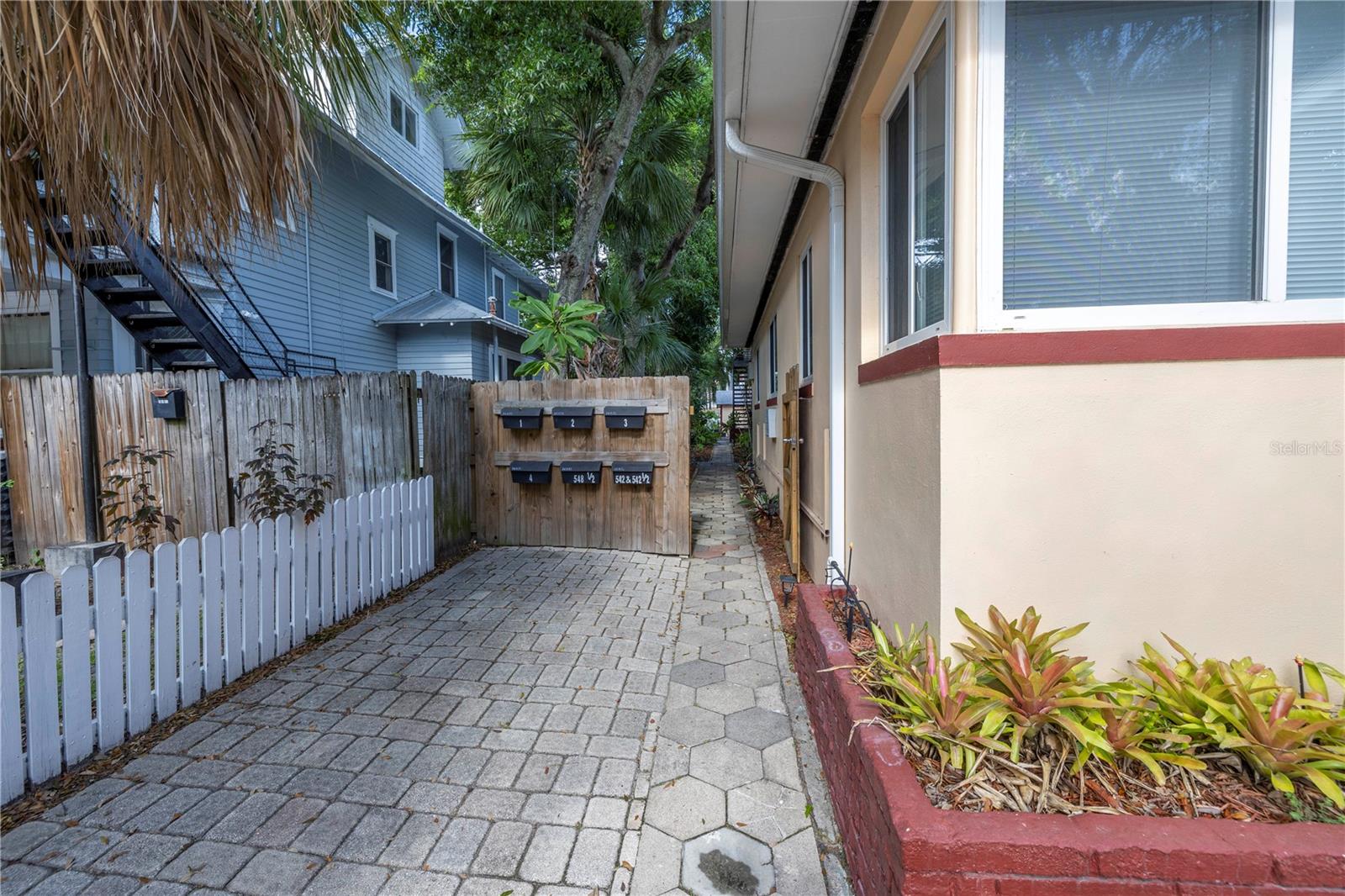 548 3RD ST N, ST PETERSBURG, FL, 33701