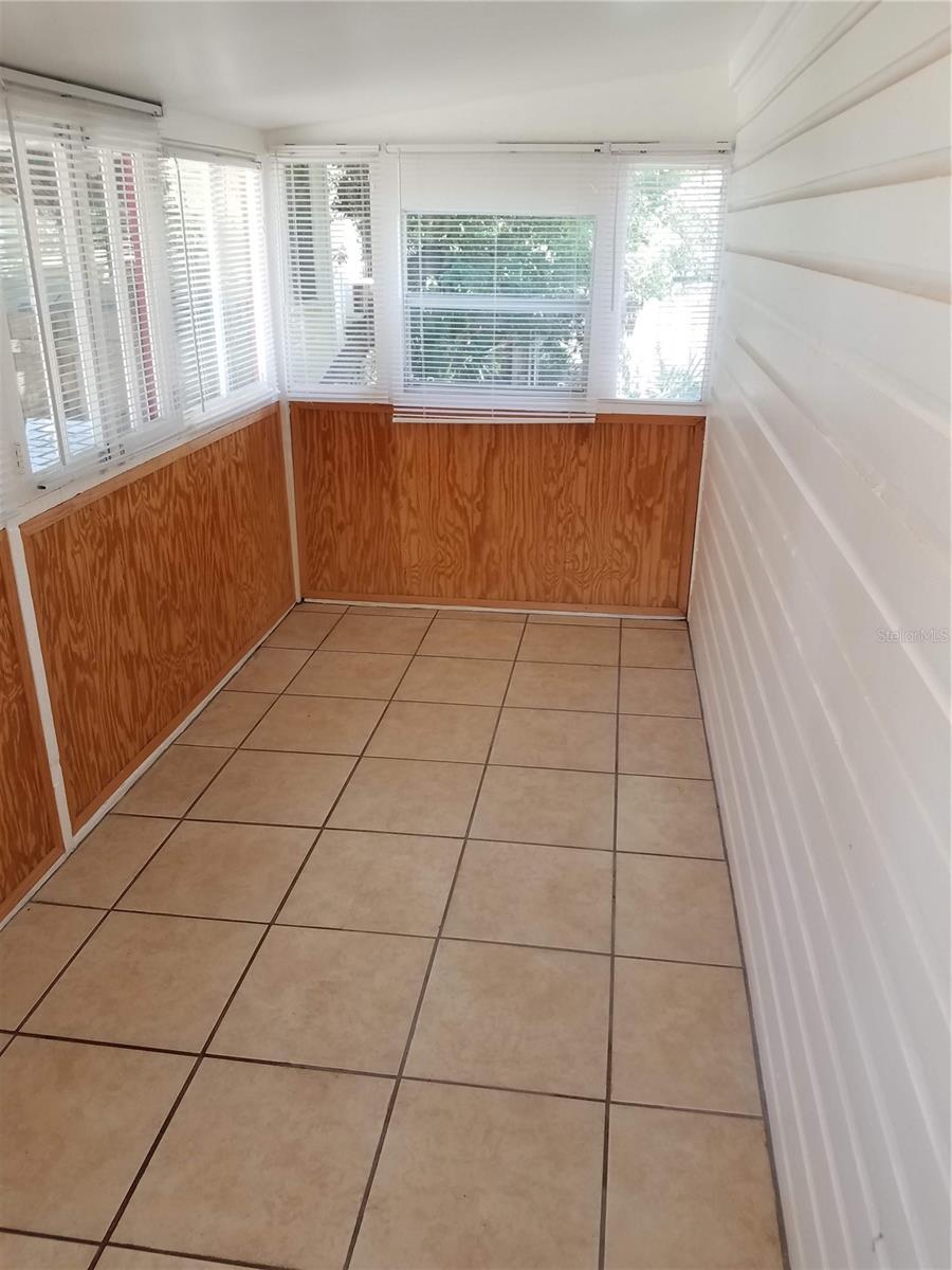 548 3RD ST N, ST PETERSBURG, FL, 33701