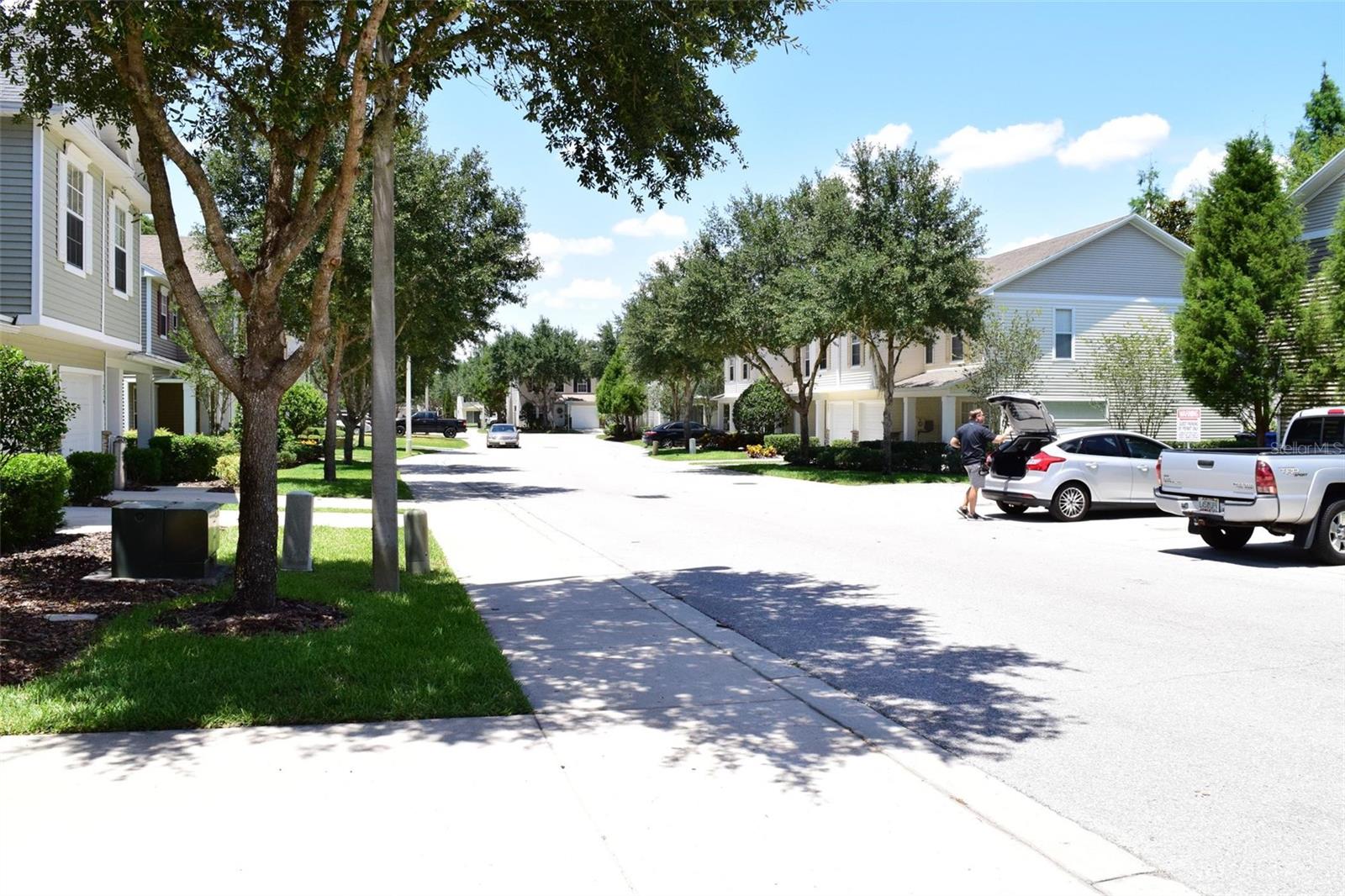 220 SAWTOOTH DR, VALRICO, FL, 33594
