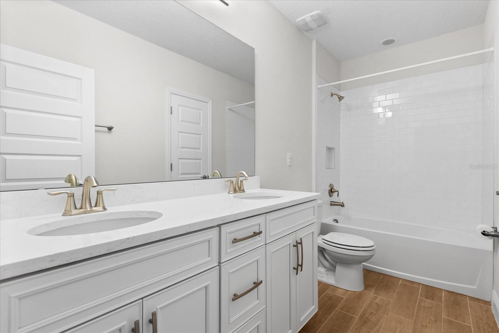 9687 LOST CREEK DR, WINTER GARDEN, FL, 34787