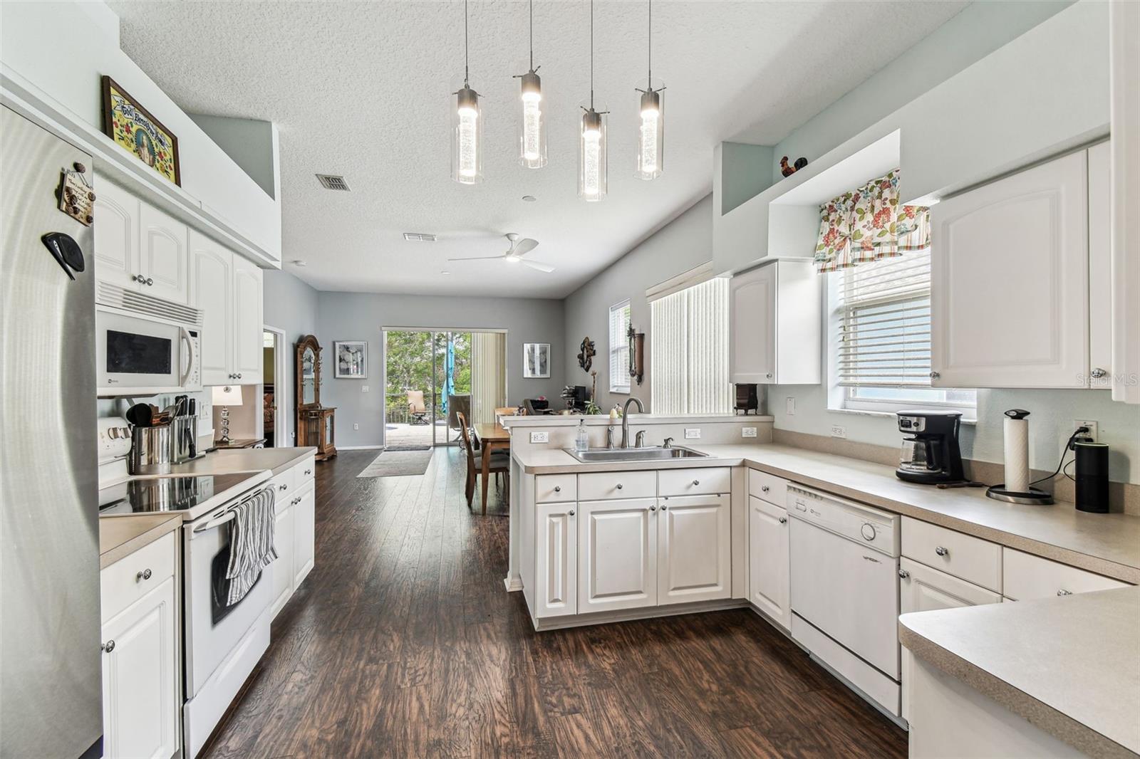 11303 CLEAR OAK CIR, NEW PORT RICHEY, FL, 34654