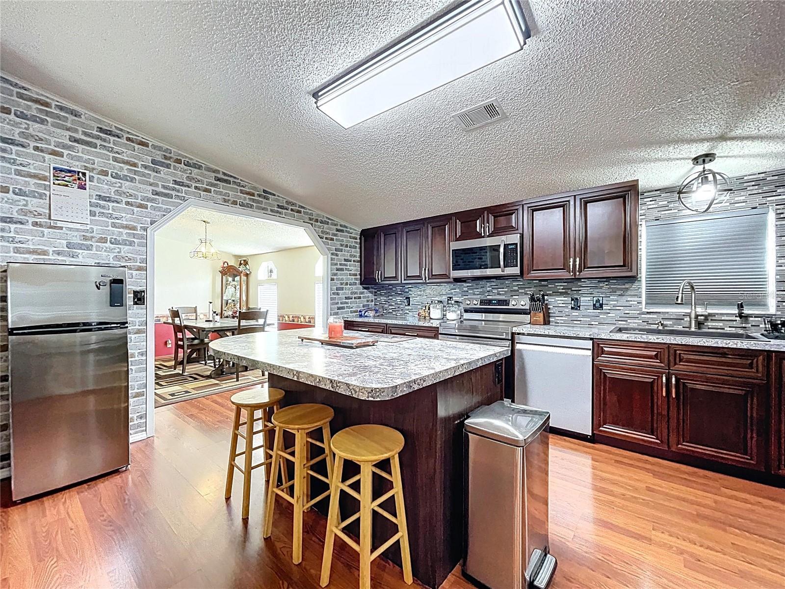 6825 DOVE MEADOW TRL, LAKELAND, FL, 33810