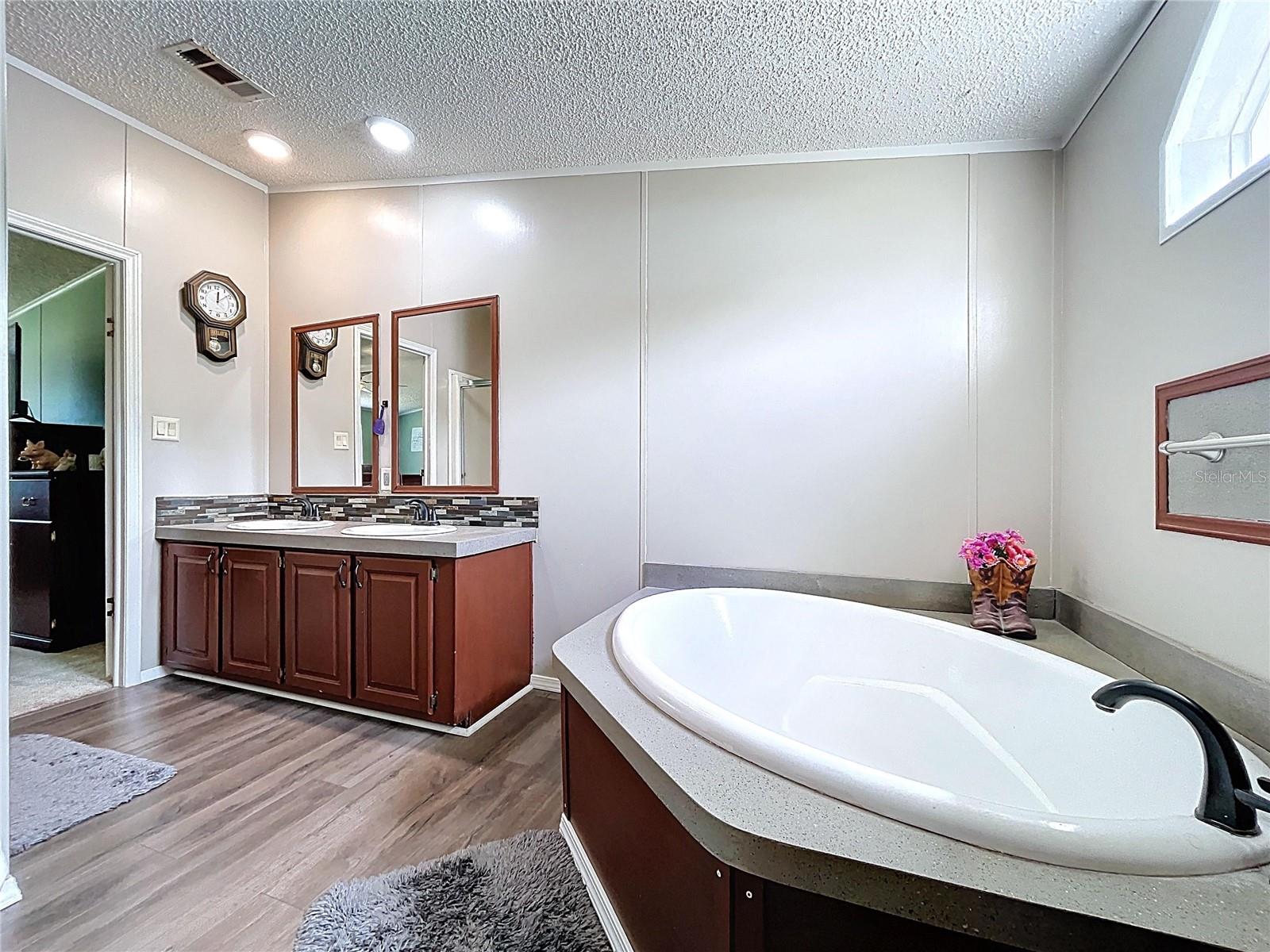 6825 DOVE MEADOW TRL, LAKELAND, FL, 33810