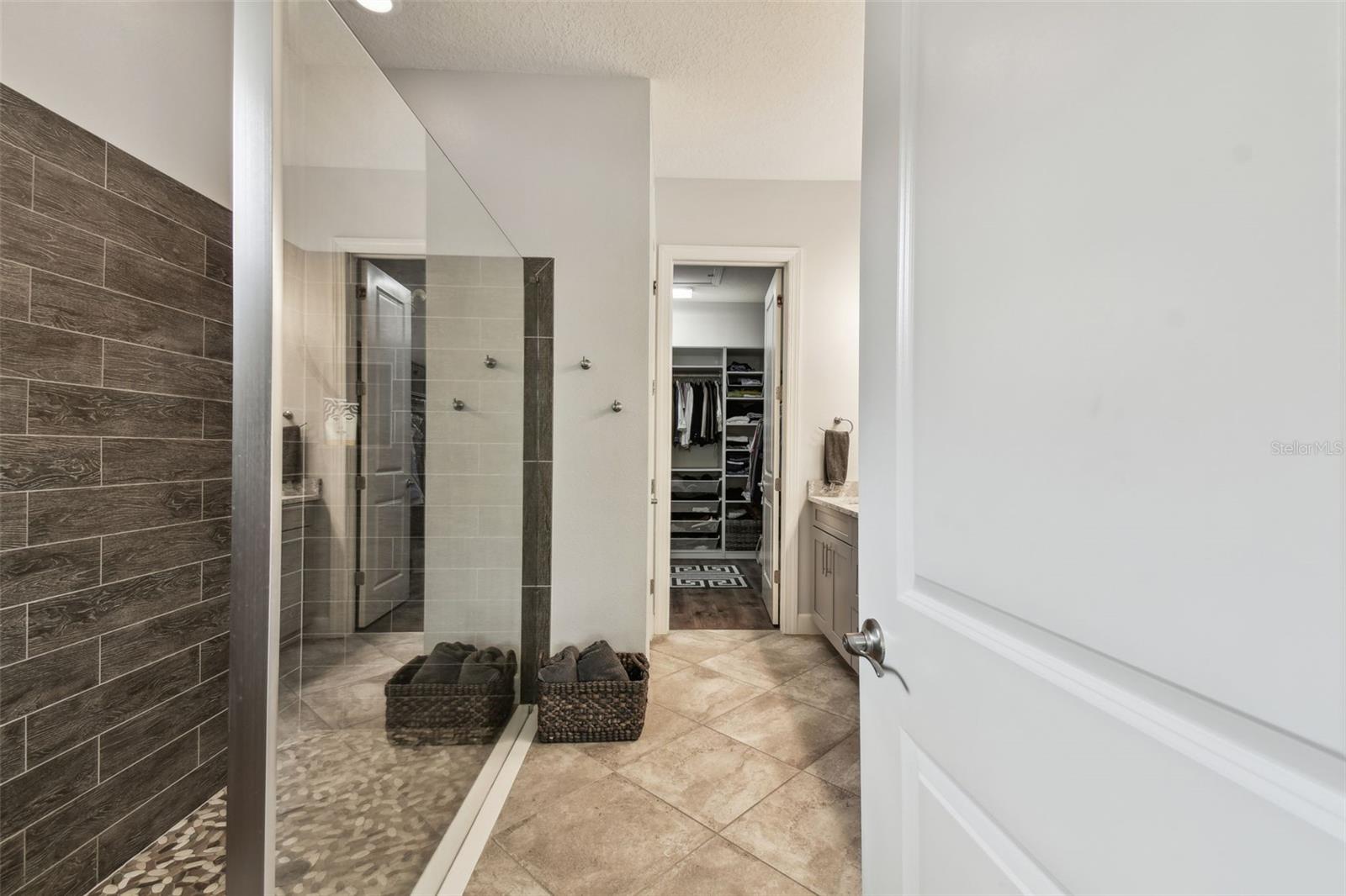 8725 SORANO VILLA DR, TAMPA, FL, 33647