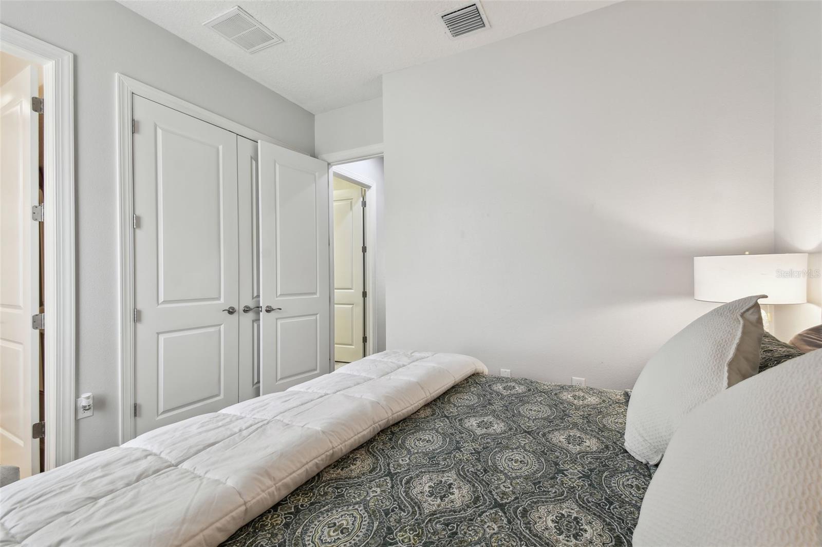 8725 SORANO VILLA DR, TAMPA, FL, 33647