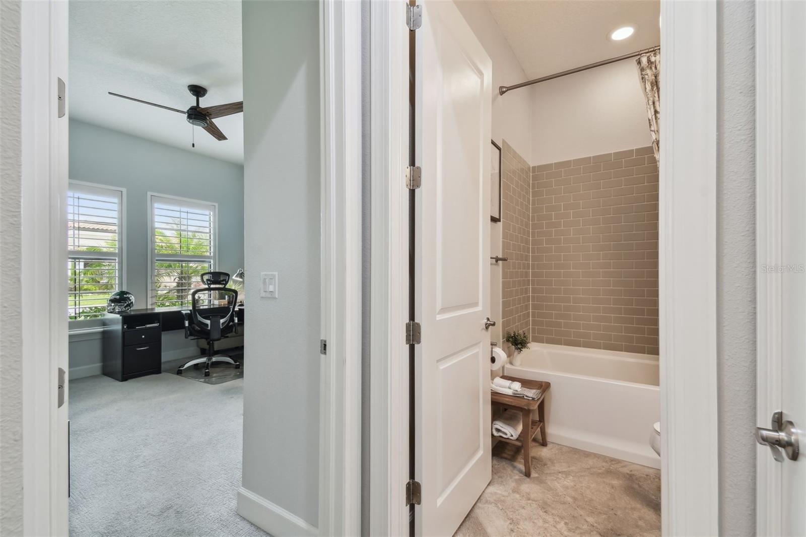 8725 SORANO VILLA DR, TAMPA, FL, 33647