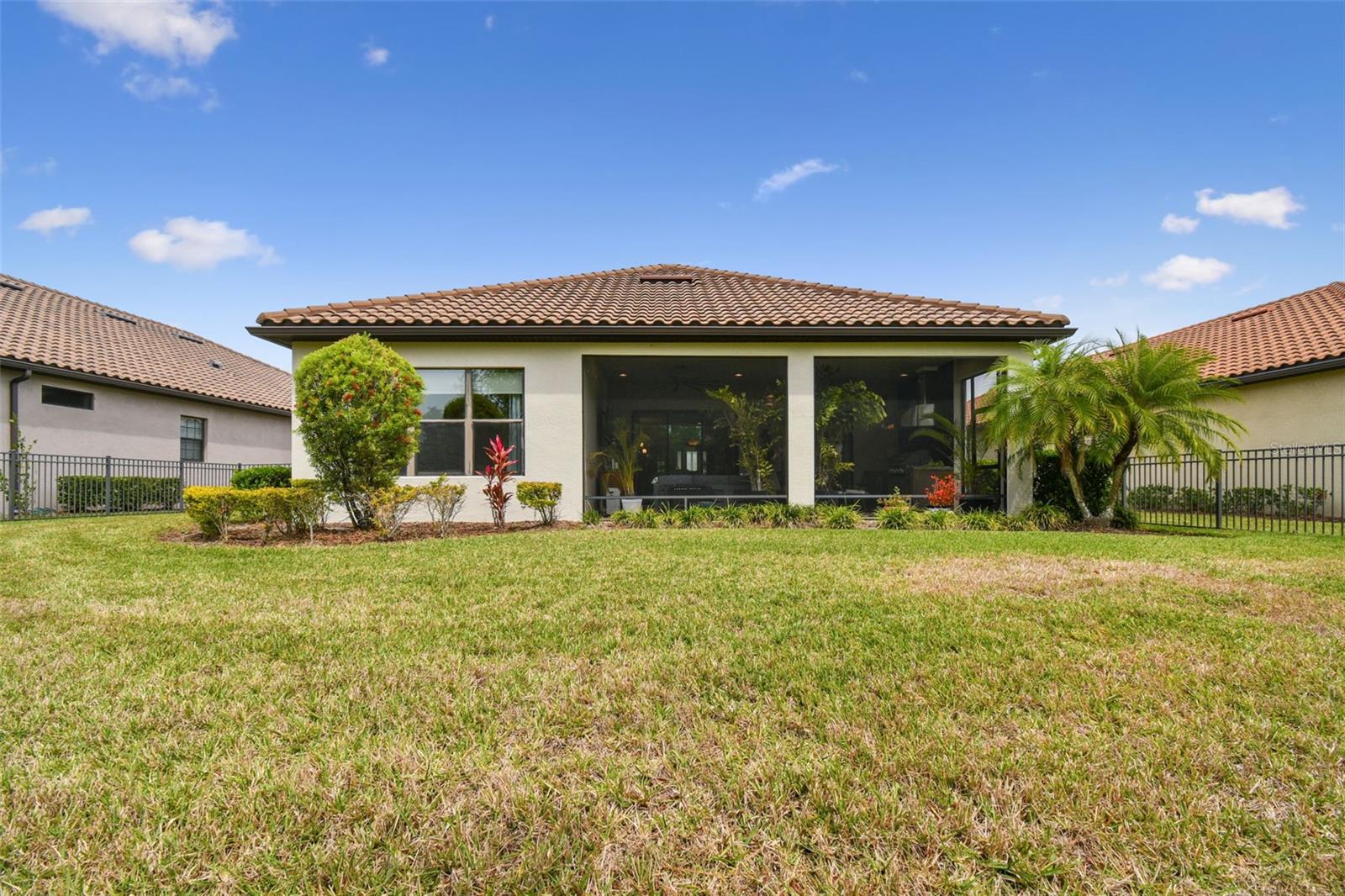 8725 SORANO VILLA DR, TAMPA, FL, 33647