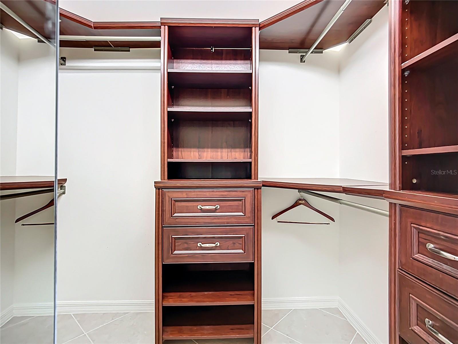 15646 AURORA LAKE CIR, WIMAUMA, FL, 33598