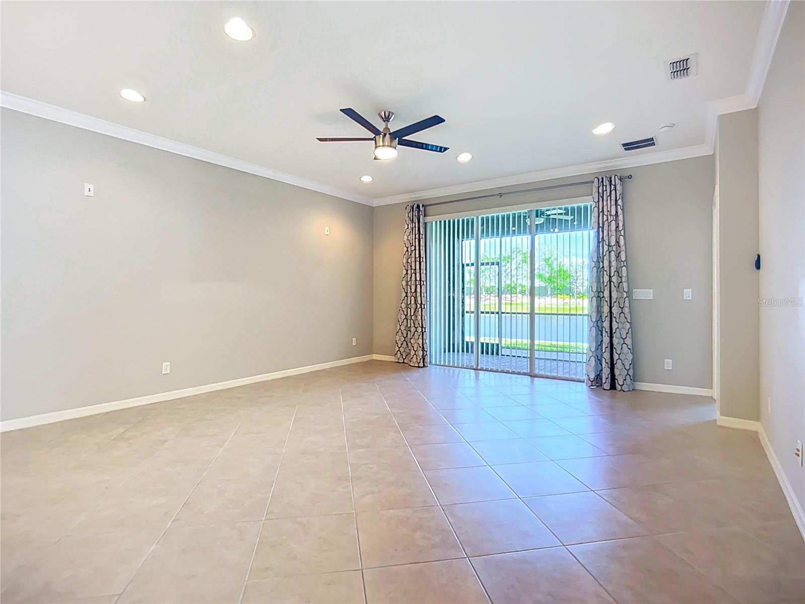 15646 AURORA LAKE CIR, WIMAUMA, FL, 33598