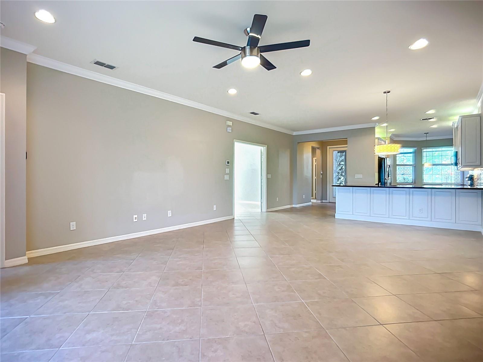 15646 AURORA LAKE CIR, WIMAUMA, FL, 33598