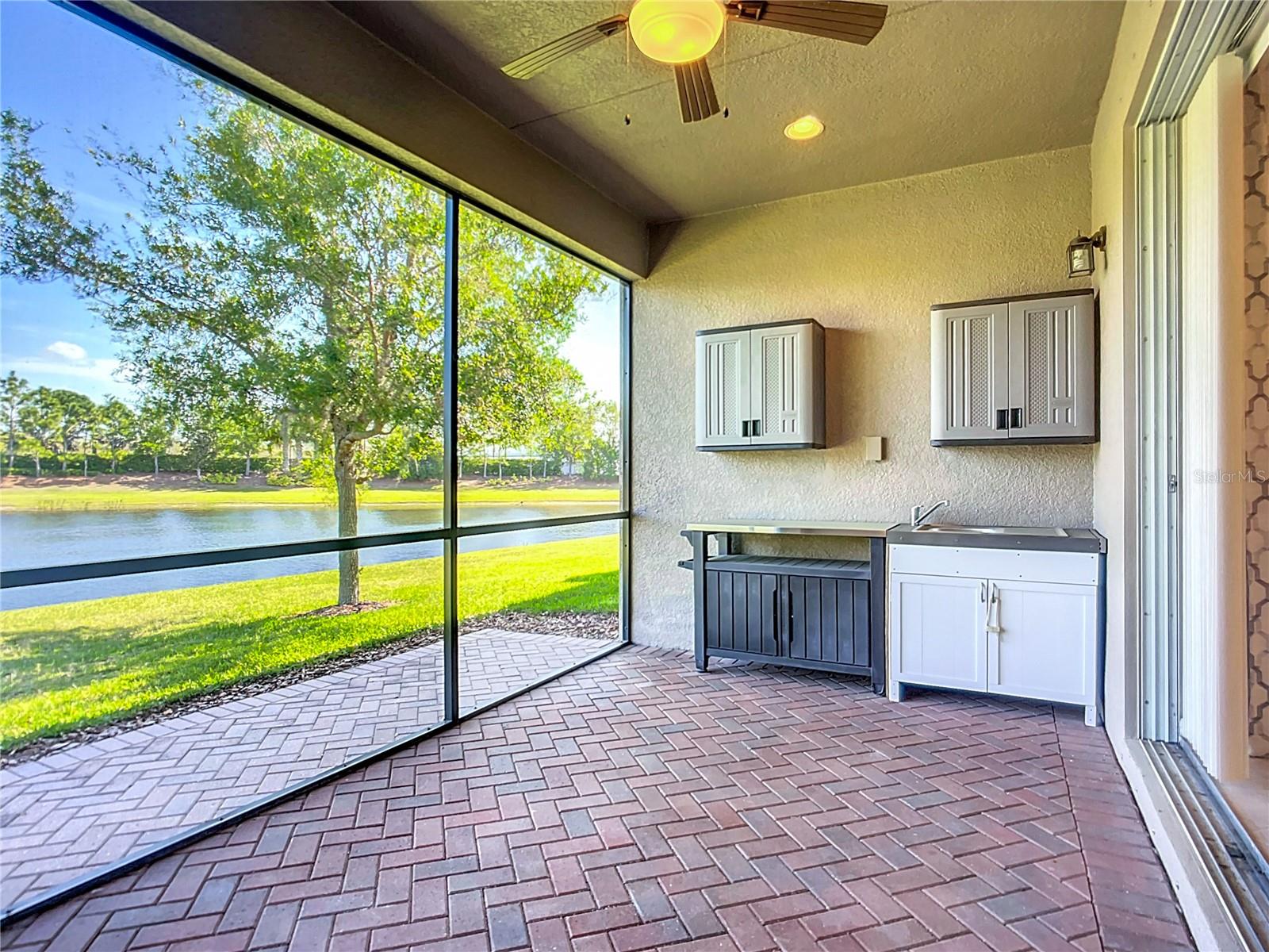 15646 AURORA LAKE CIR, WIMAUMA, FL, 33598