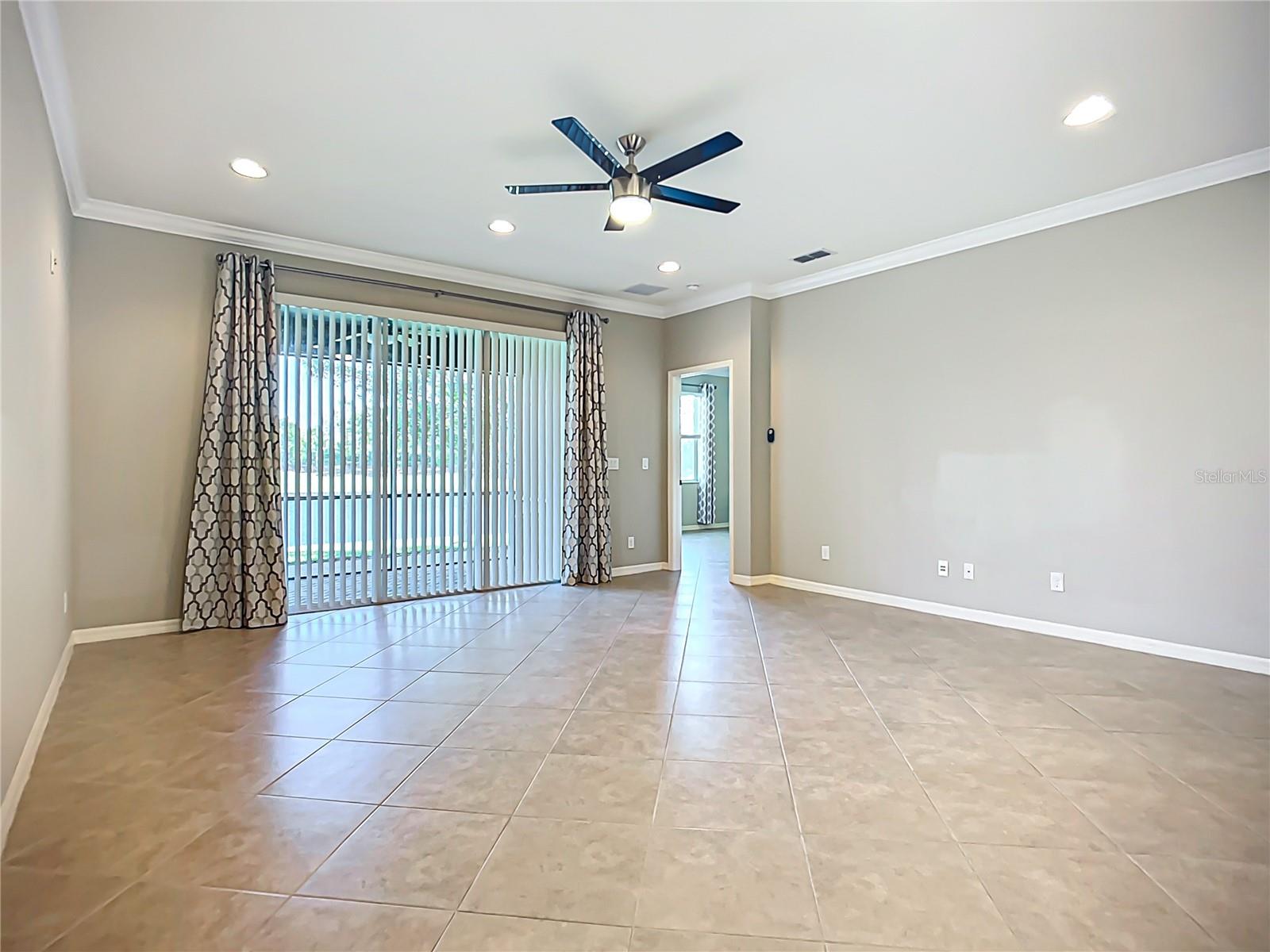 15646 AURORA LAKE CIR, WIMAUMA, FL, 33598