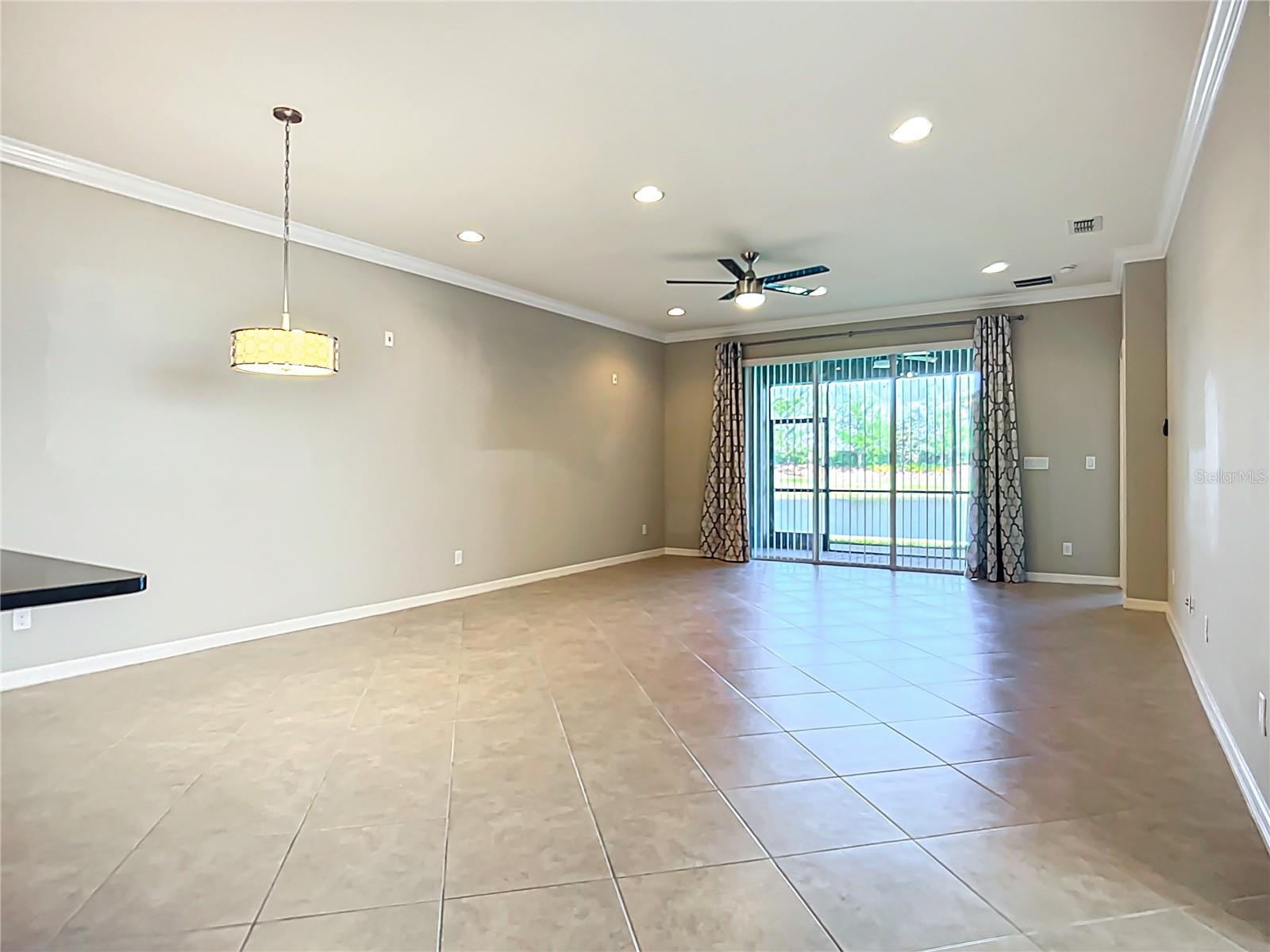 15646 AURORA LAKE CIR, WIMAUMA, FL, 33598