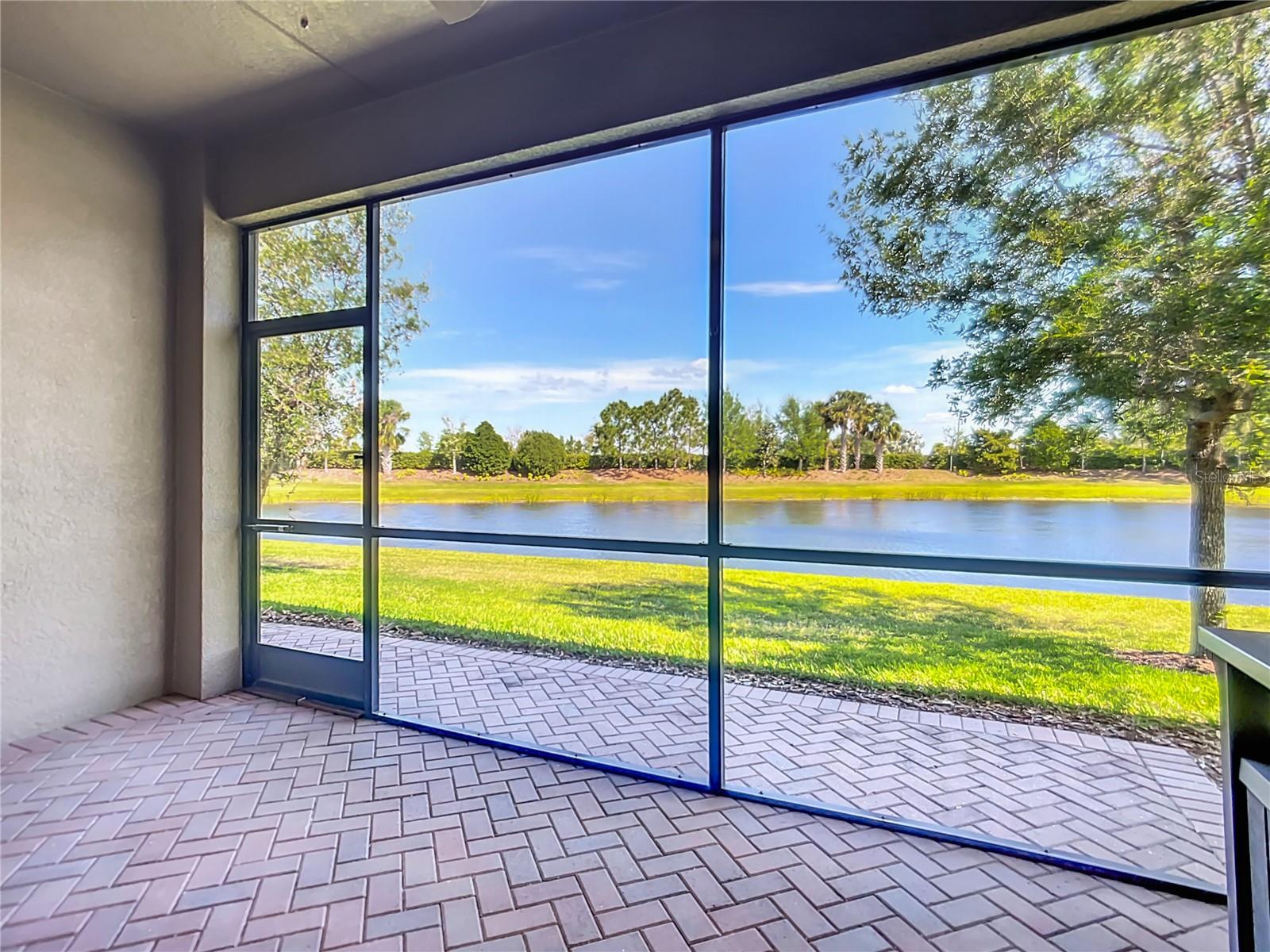 15646 AURORA LAKE CIR, WIMAUMA, FL, 33598