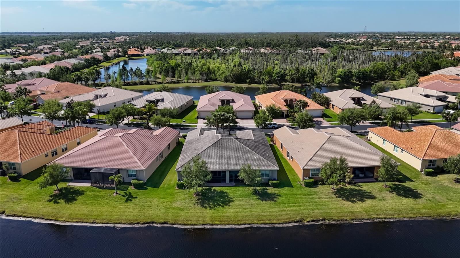 15646 AURORA LAKE CIR, WIMAUMA, FL, 33598