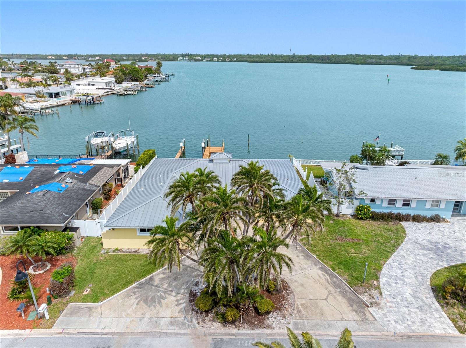 512 173RD AVE E, NORTH REDINGTON BEACH, FL, 33708