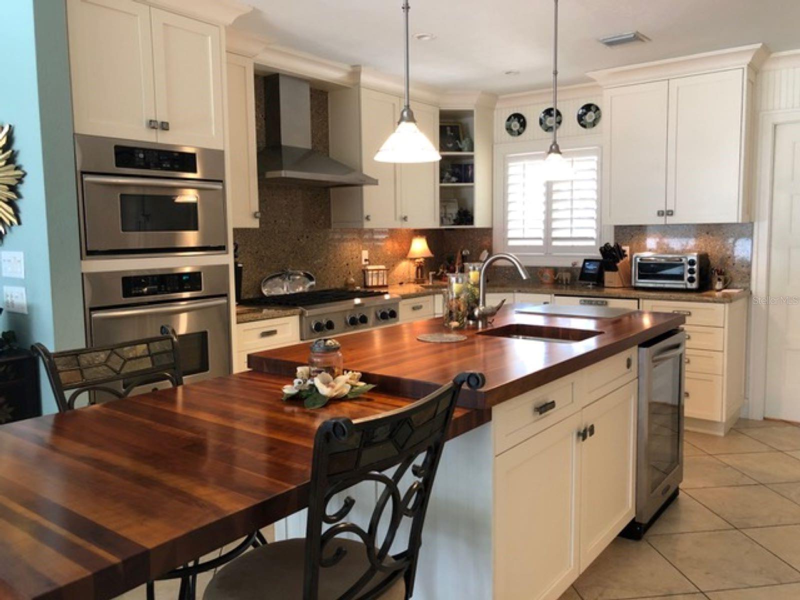 512 173RD AVE E, NORTH REDINGTON BEACH, FL, 33708