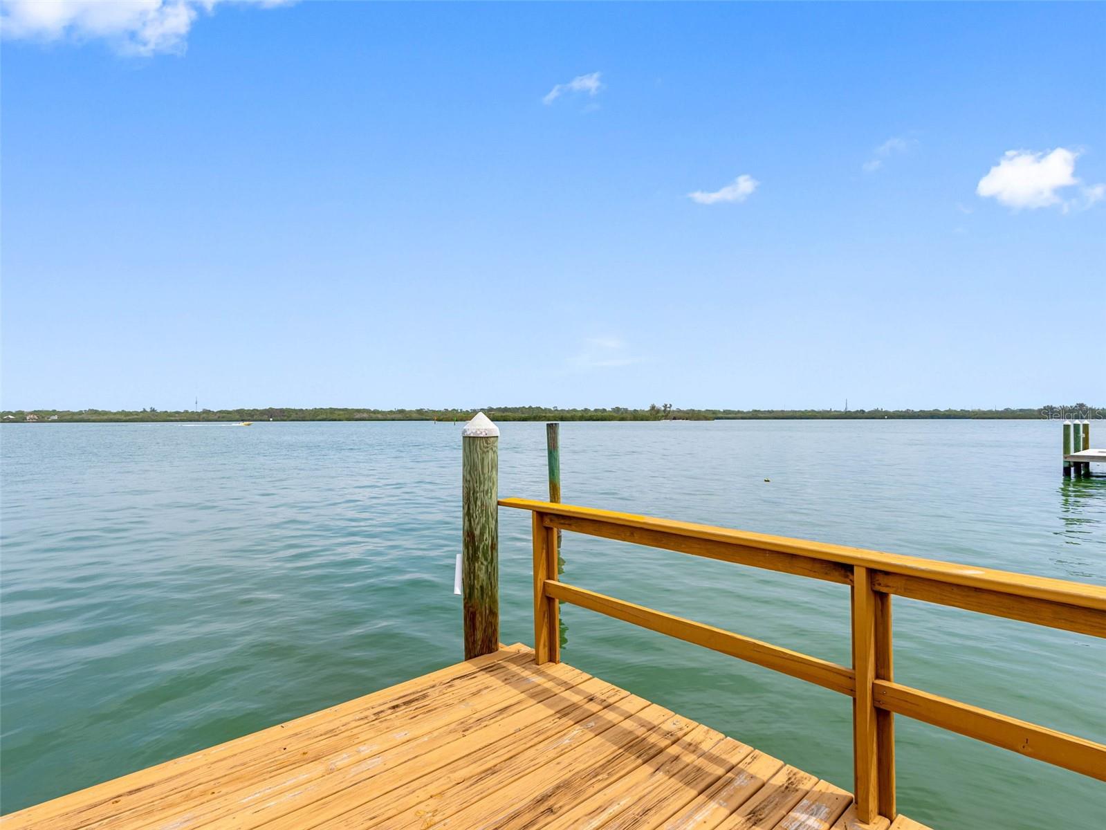 512 173RD AVE E, NORTH REDINGTON BEACH, FL, 33708