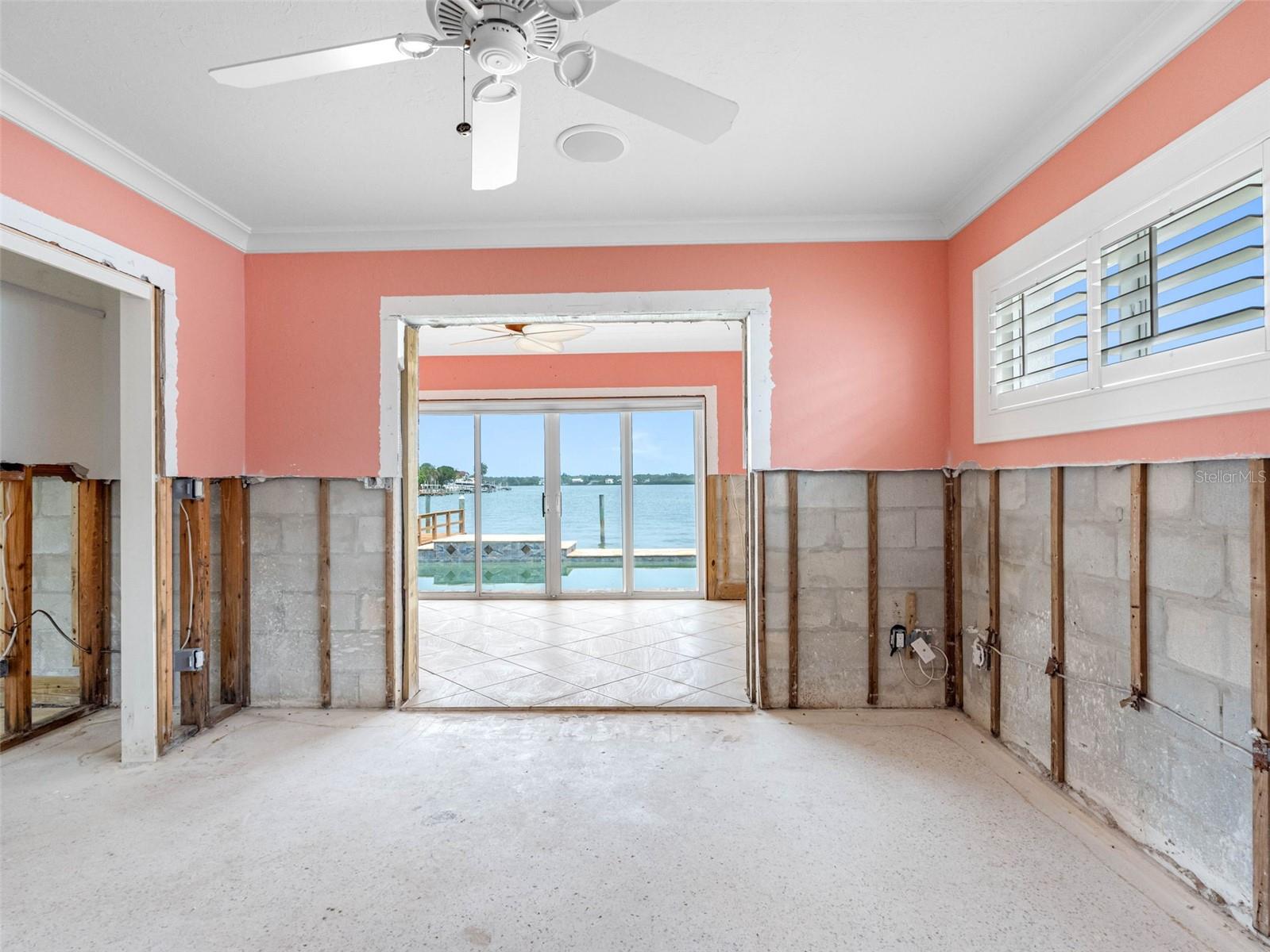 512 173RD AVE E, NORTH REDINGTON BEACH, FL, 33708