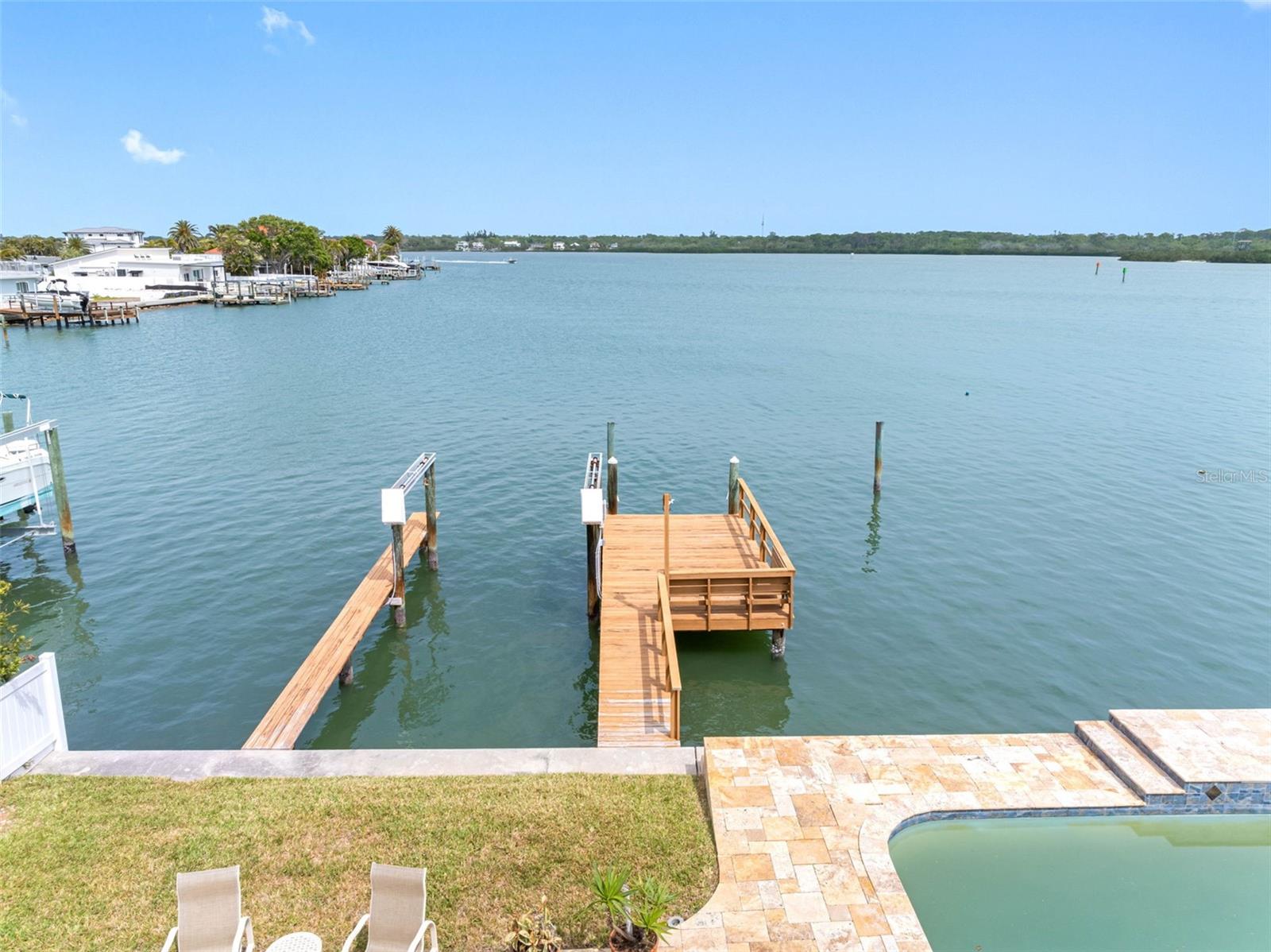 512 173RD AVE E, NORTH REDINGTON BEACH, FL, 33708