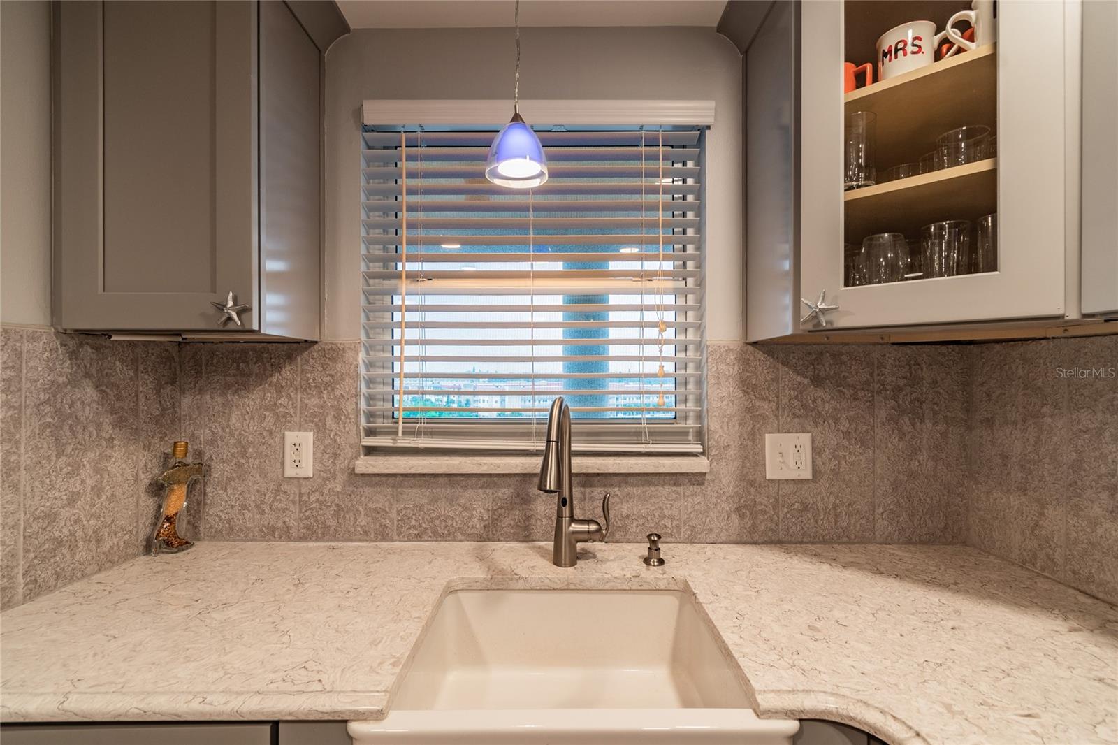 5900 SHORE BLVD S #707, GULFPORT, FL, 33707