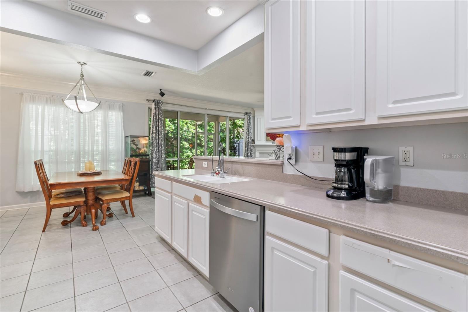 11075 CASTLEMAIN CIR E, JACKSONVILLE, FL, 32256