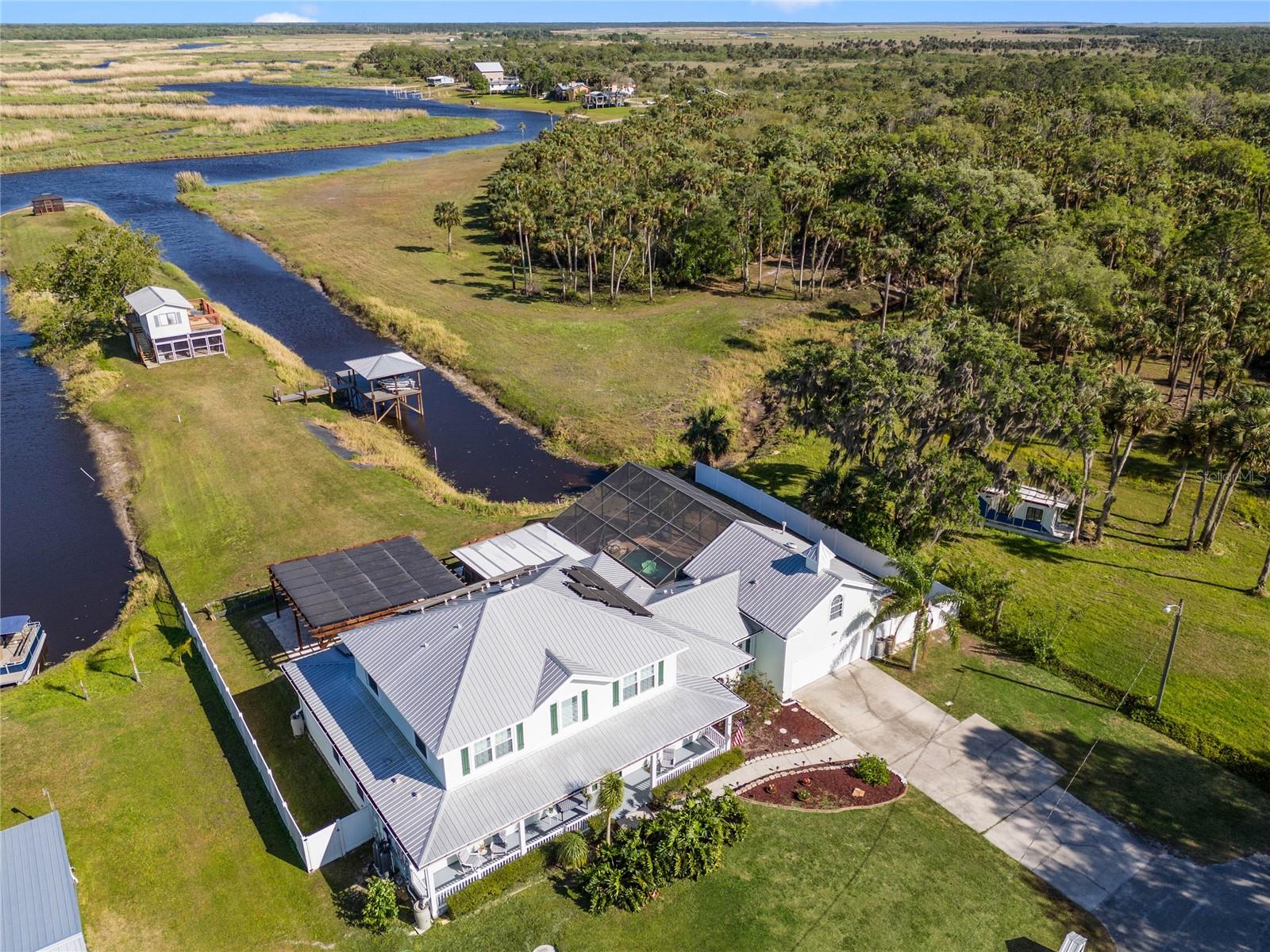 4240 LAKE HARNEY CIR, GENEVA, FL, 32732