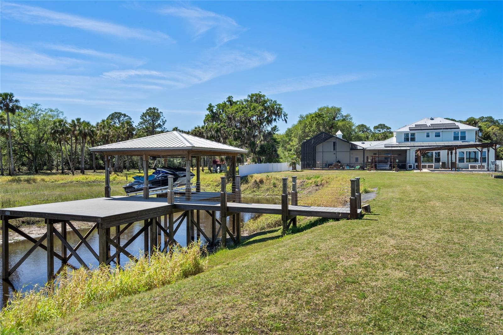4240 LAKE HARNEY CIR, GENEVA, FL, 32732