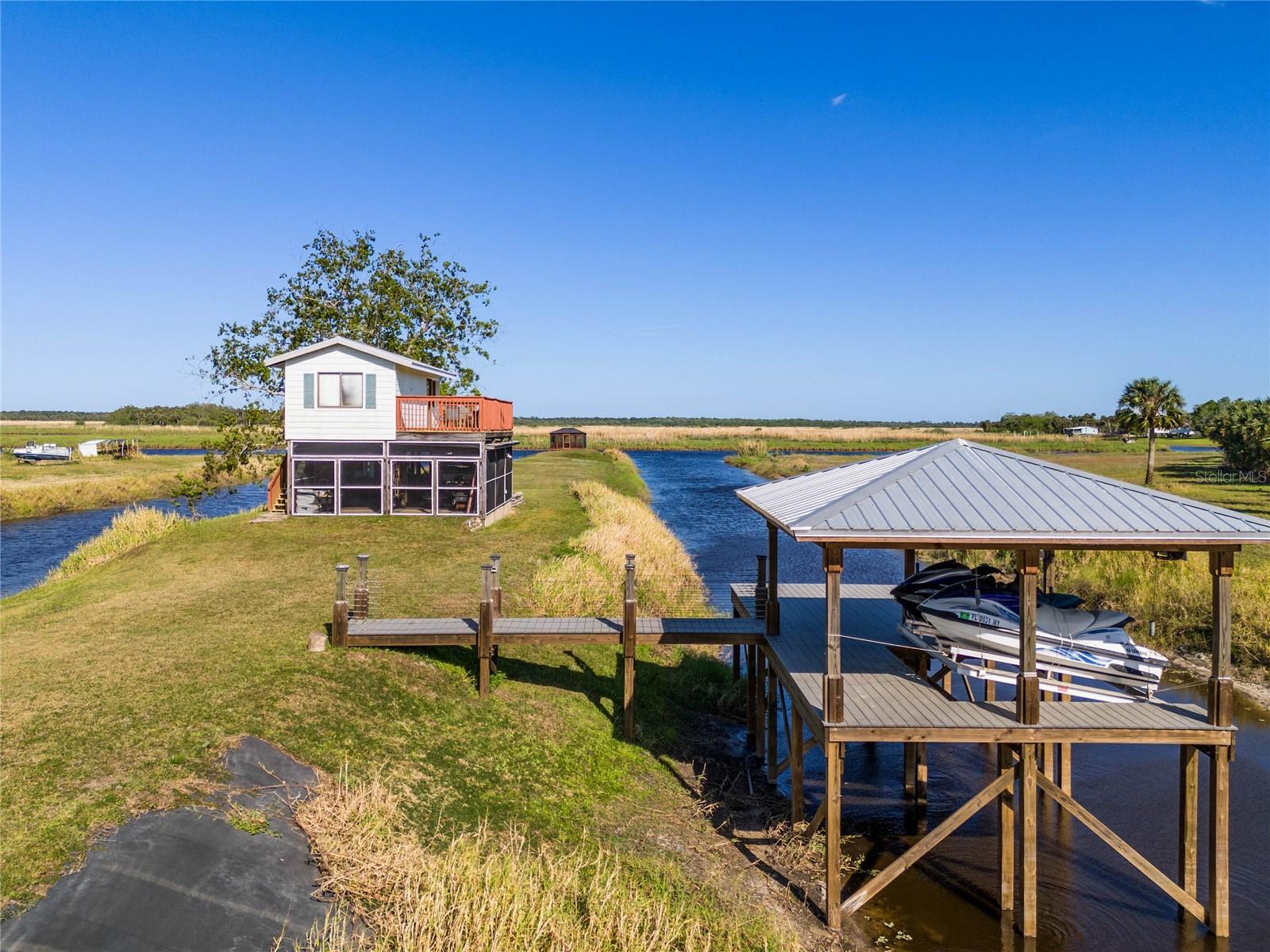4240 LAKE HARNEY CIR, GENEVA, FL, 32732