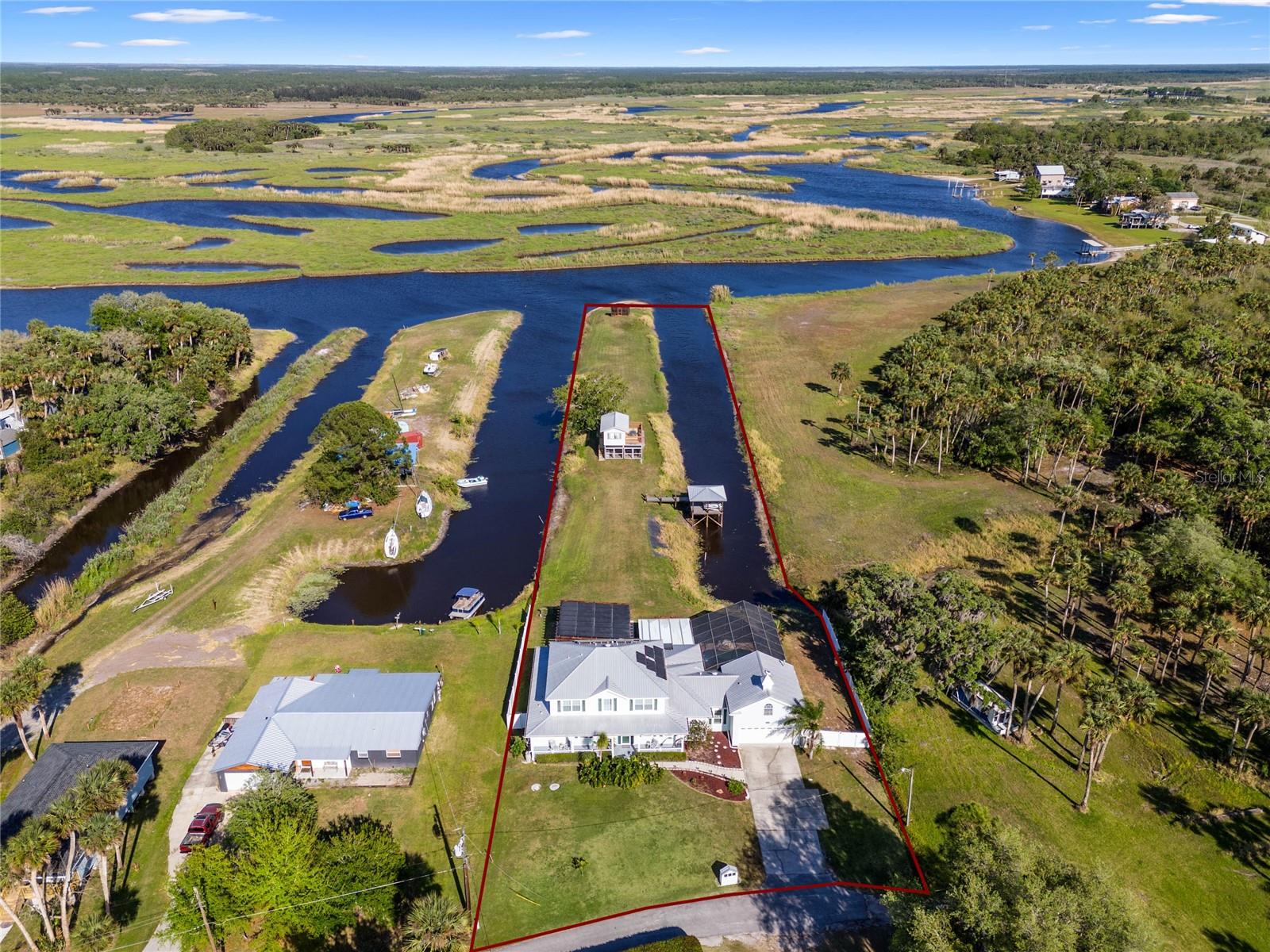 4240 LAKE HARNEY CIR, GENEVA, FL, 32732
