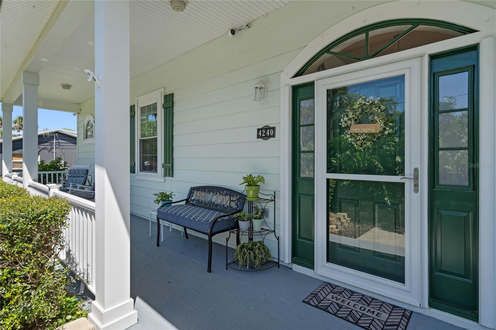4240 LAKE HARNEY CIR, GENEVA, FL, 32732
