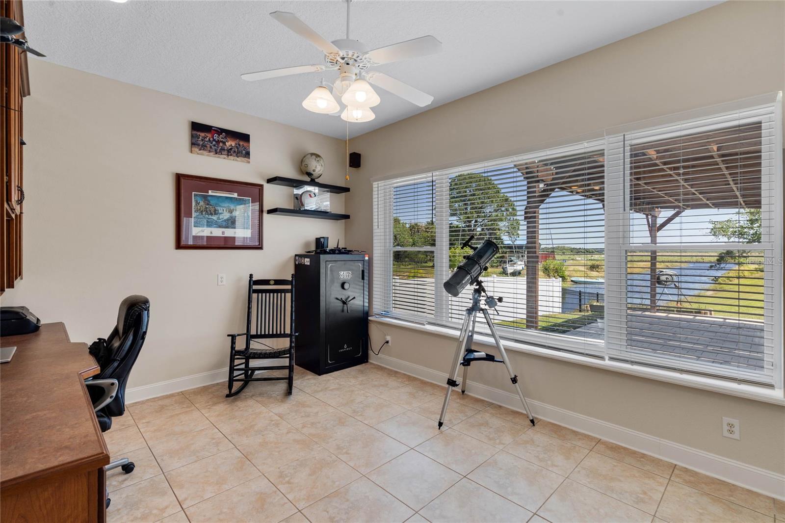 4240 LAKE HARNEY CIR, GENEVA, FL, 32732