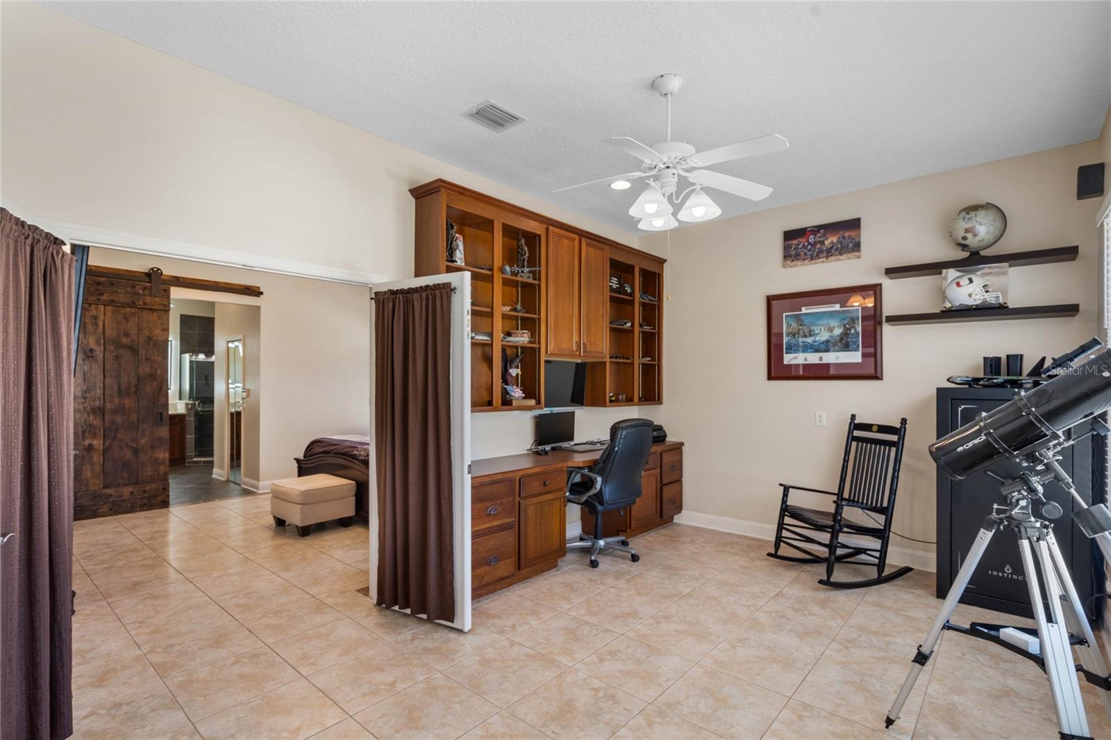 4240 LAKE HARNEY CIR, GENEVA, FL, 32732