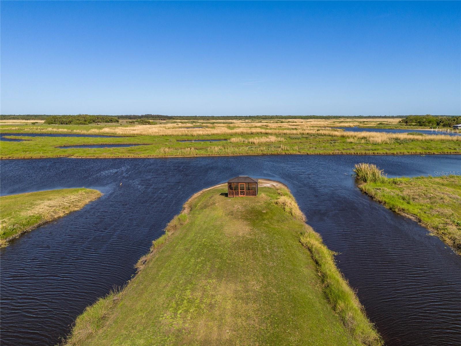 4240 LAKE HARNEY CIR, GENEVA, FL, 32732