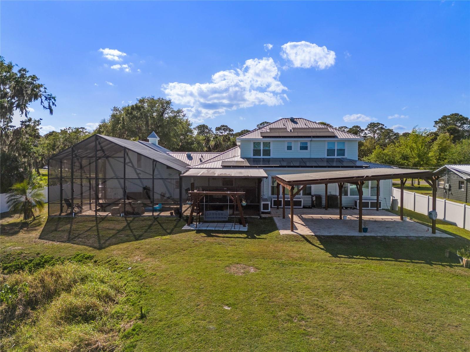 4240 LAKE HARNEY CIR, GENEVA, FL, 32732